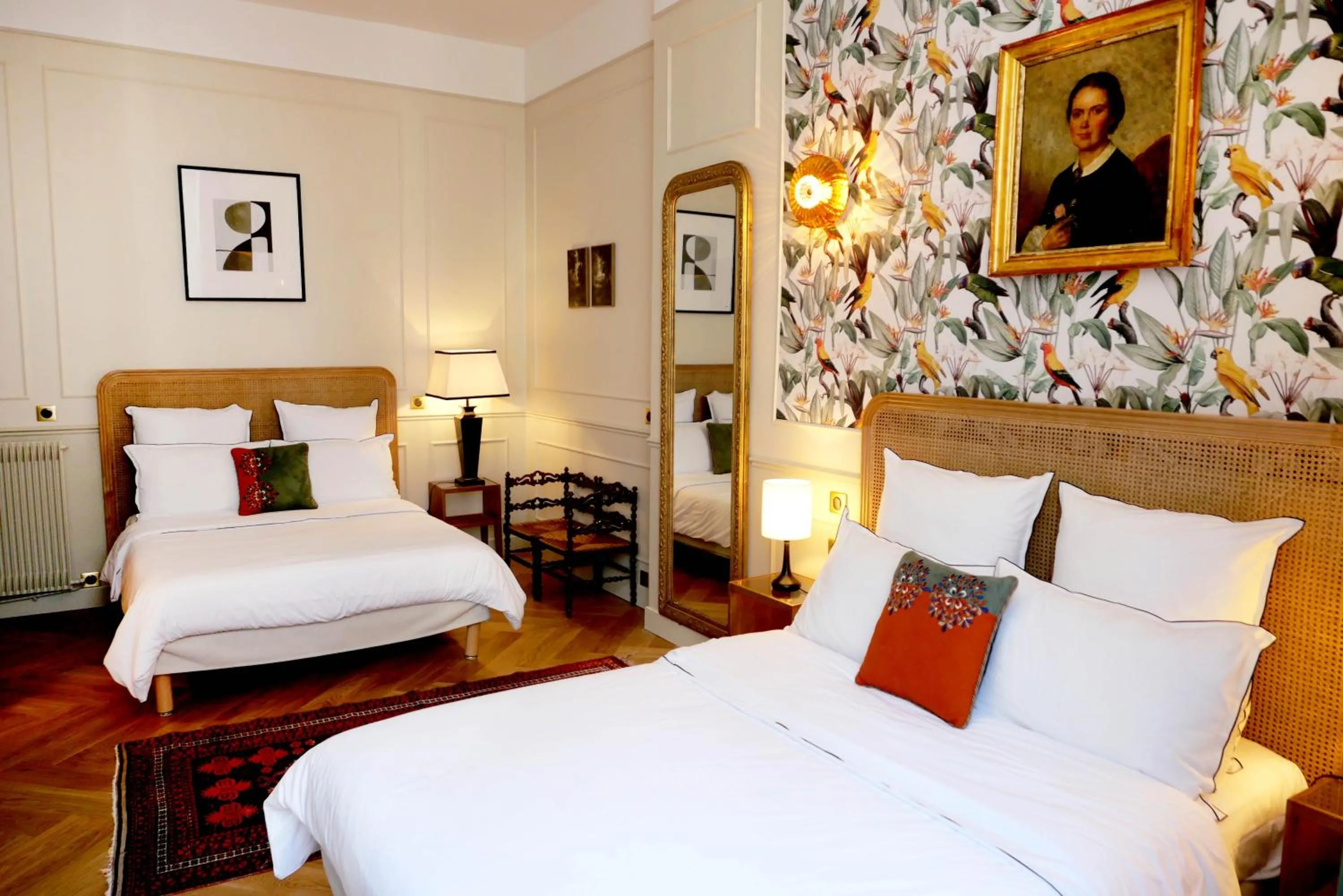 Bedroom, Bed in Hôtel Bristol Pau