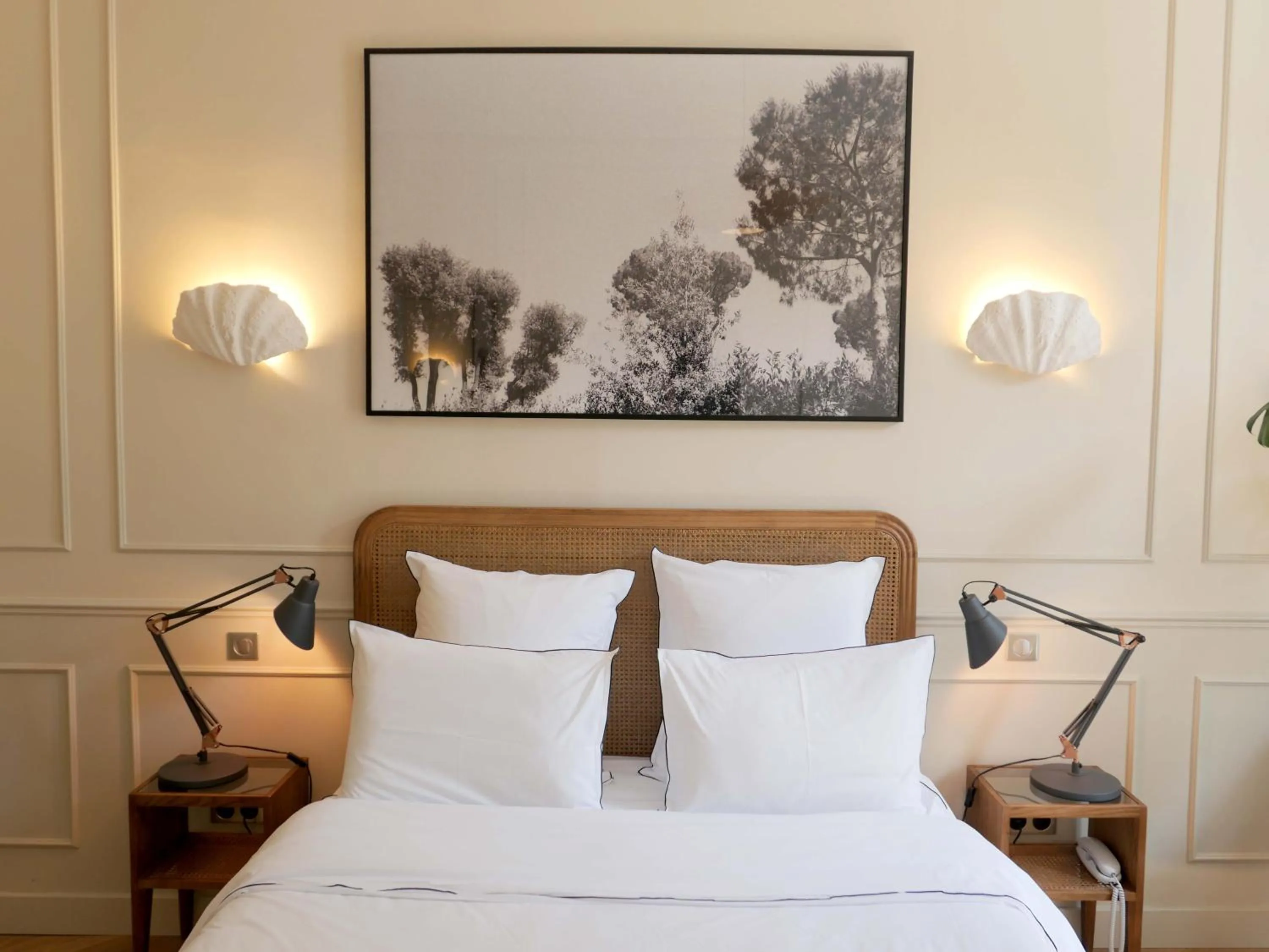 Decorative detail, Bed in Hôtel Bristol Pau