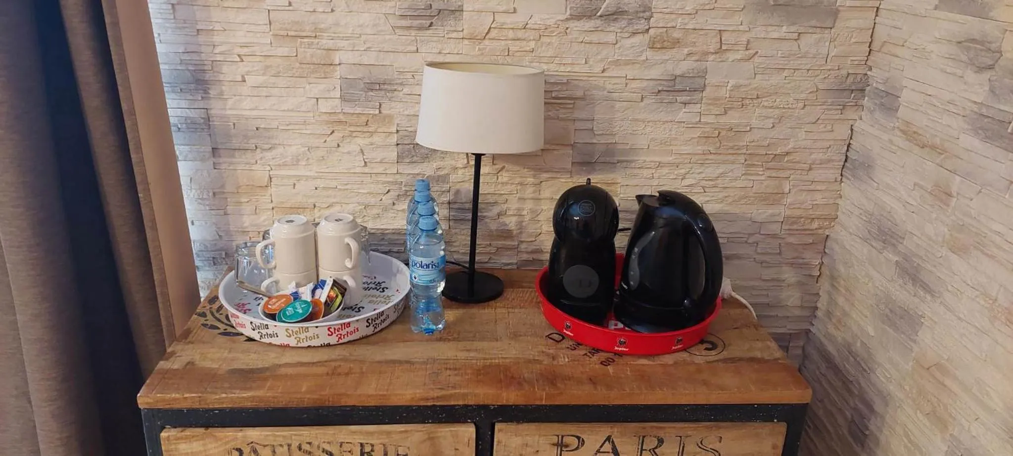 Coffee/tea facilities in B&B Emarik