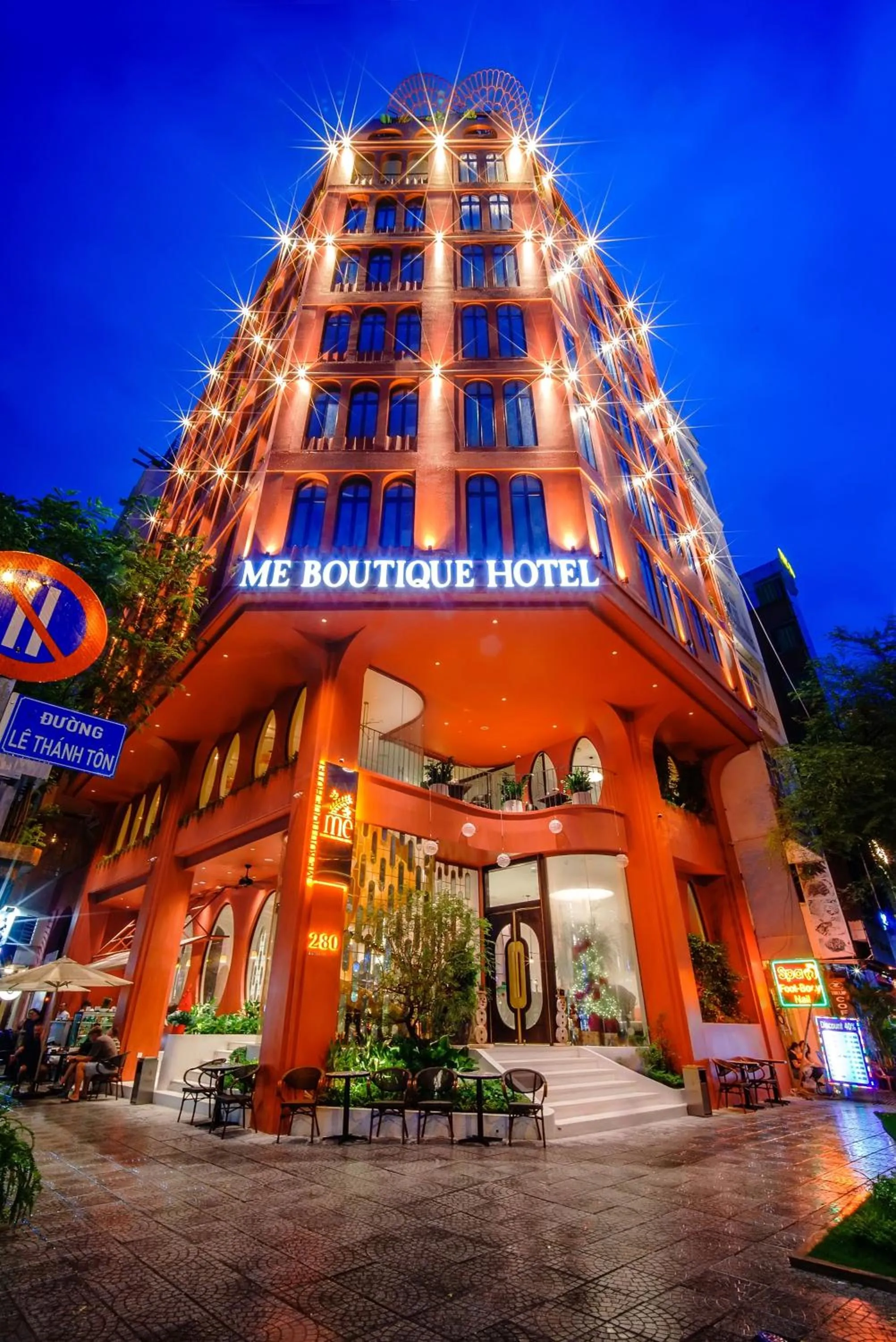 Property building in Me Saigon Boutique Hotel