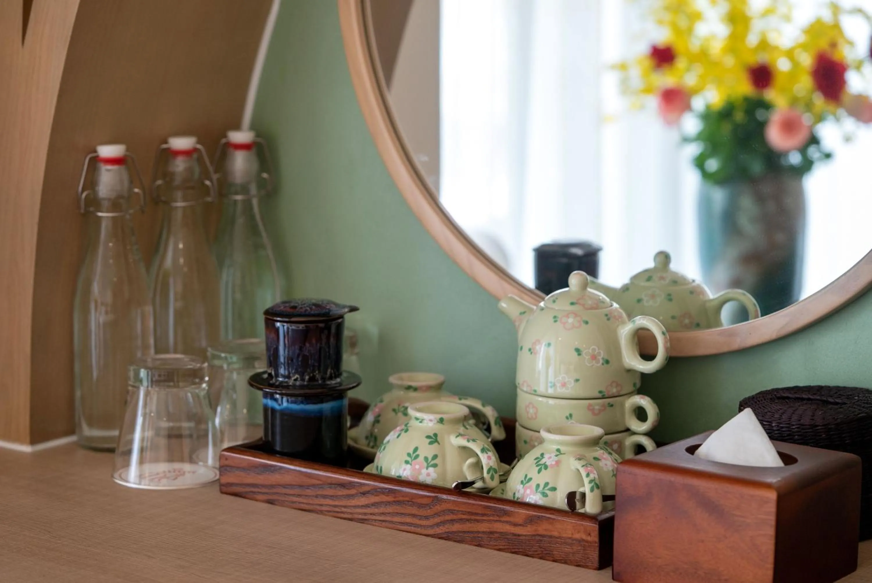 Coffee/tea facilities in Me Saigon Boutique Hotel