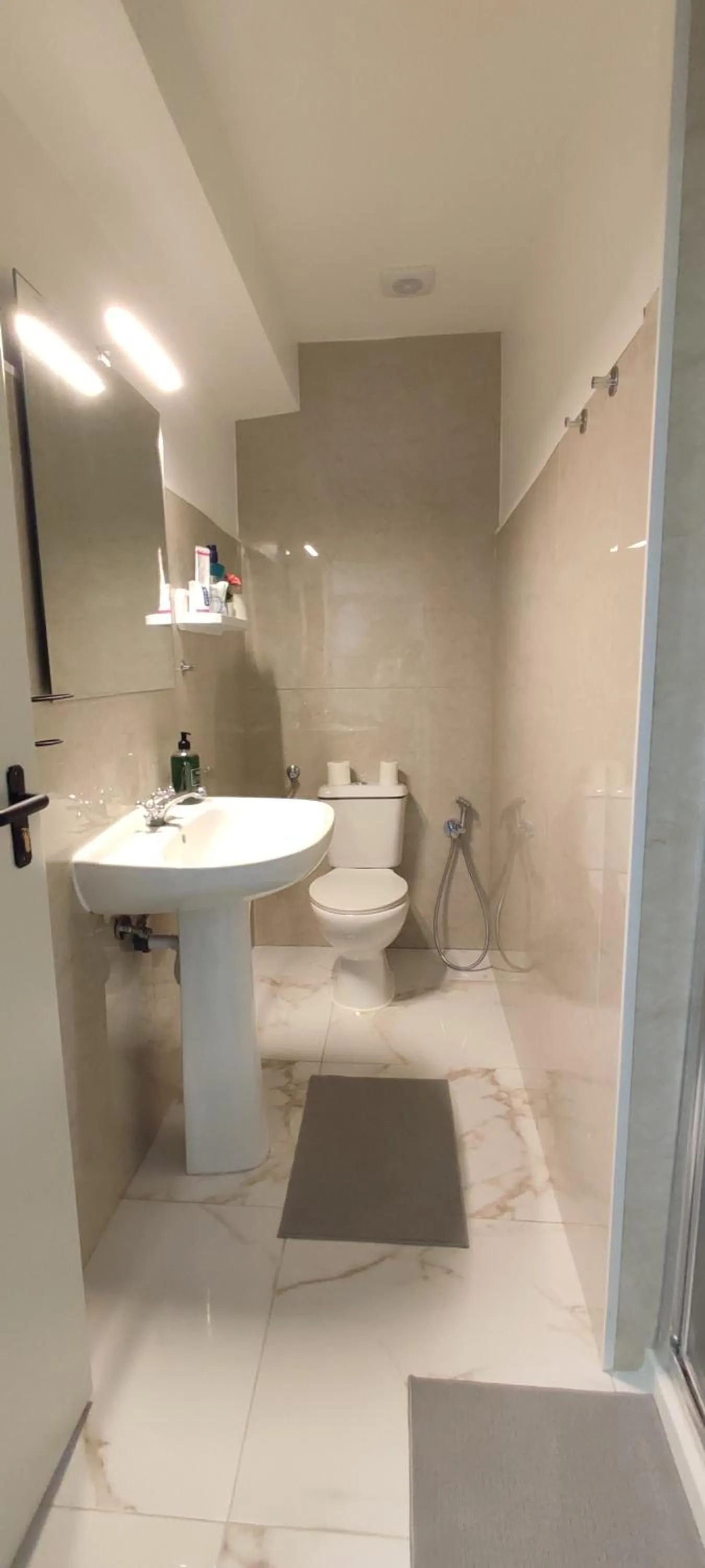 Toilet in Habtiar Guest House