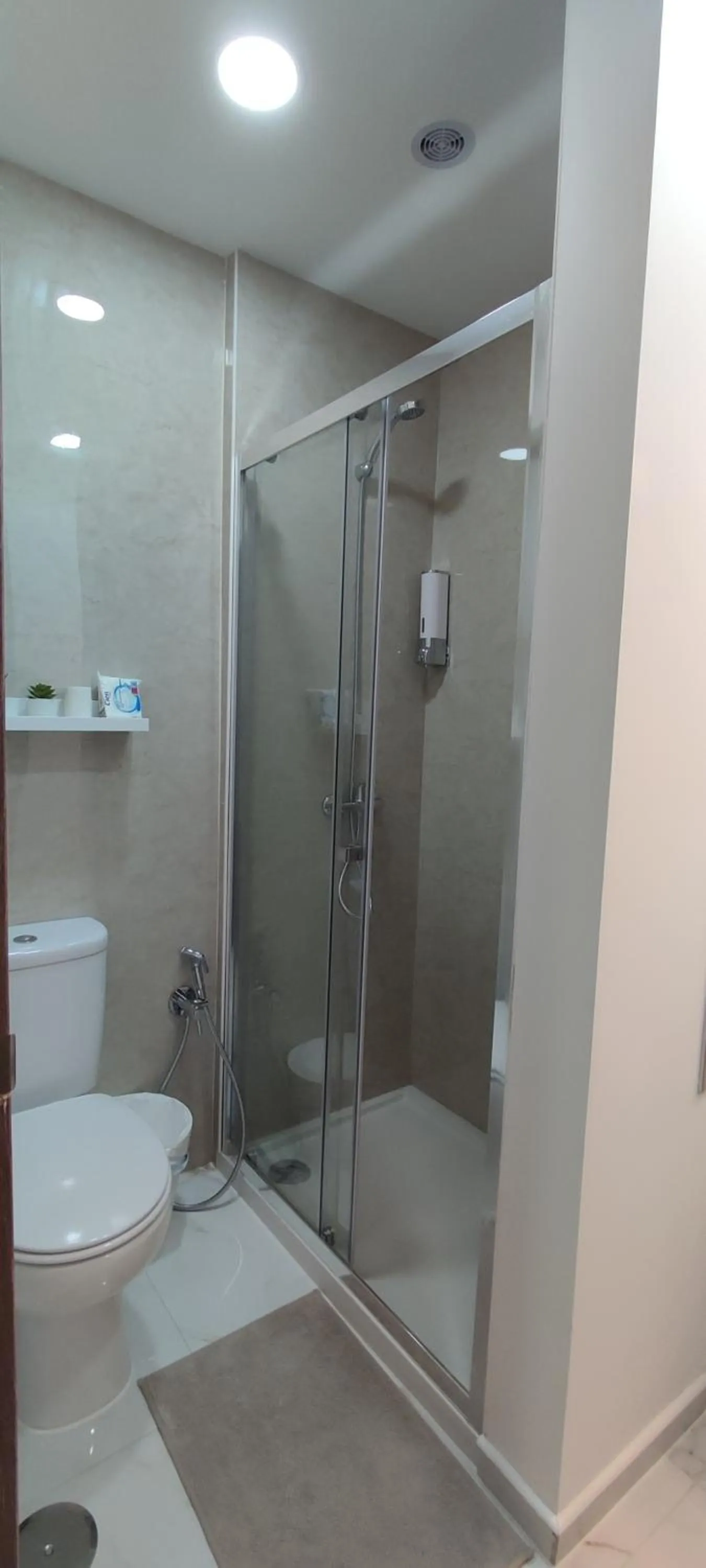 Bathroom in Habtiar Guest House