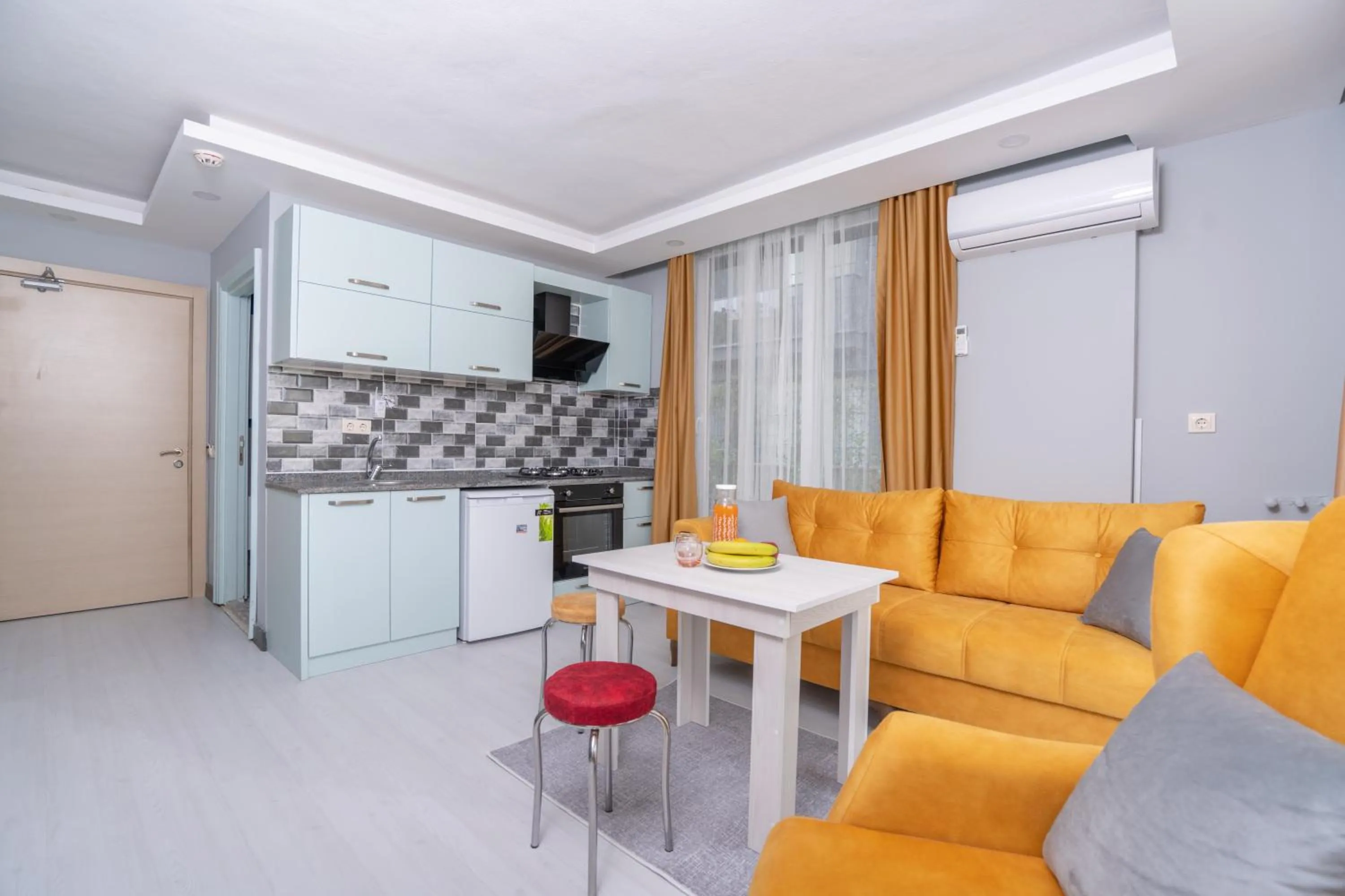 Kitchen or kitchenette in Home Mood Apart Hotel
