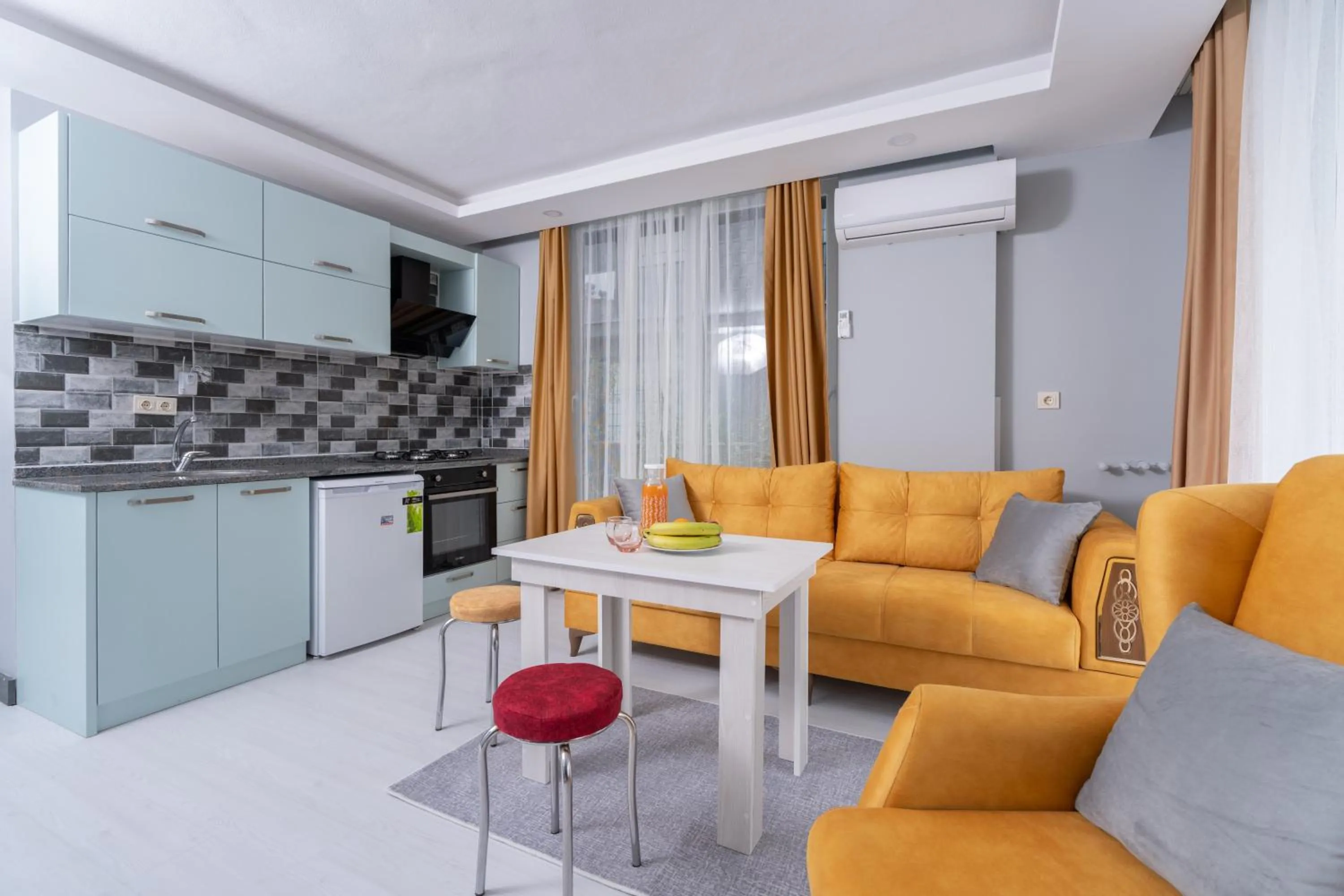 Kitchen or kitchenette in Home Mood Apart Hotel