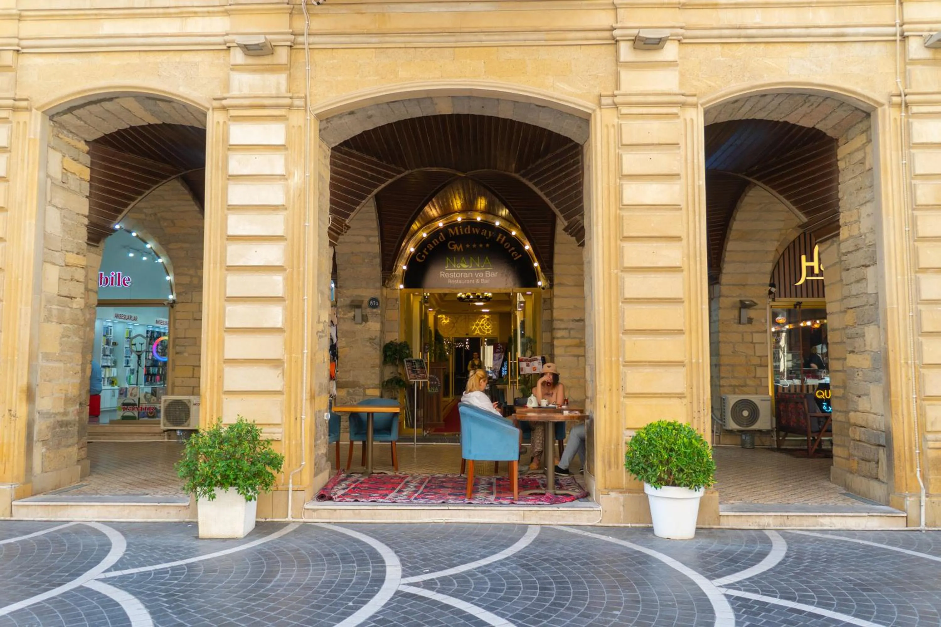 Facade/entrance in Grand Midway Hotel