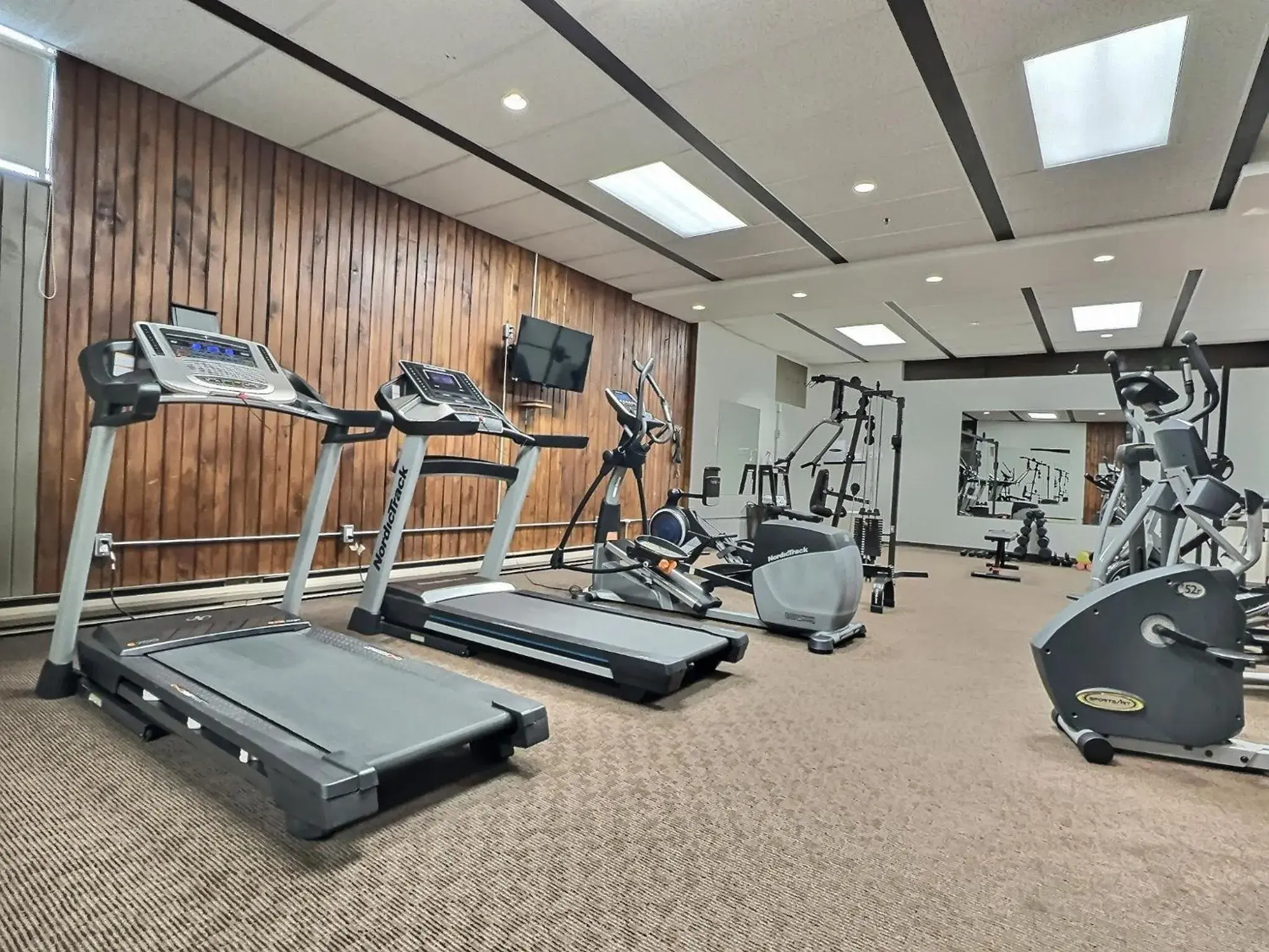 Fitness centre/facilities in Quality Inn Rouyn-Noranda Fitness centre/facilities in Quality Inn Rouyn-Noranda