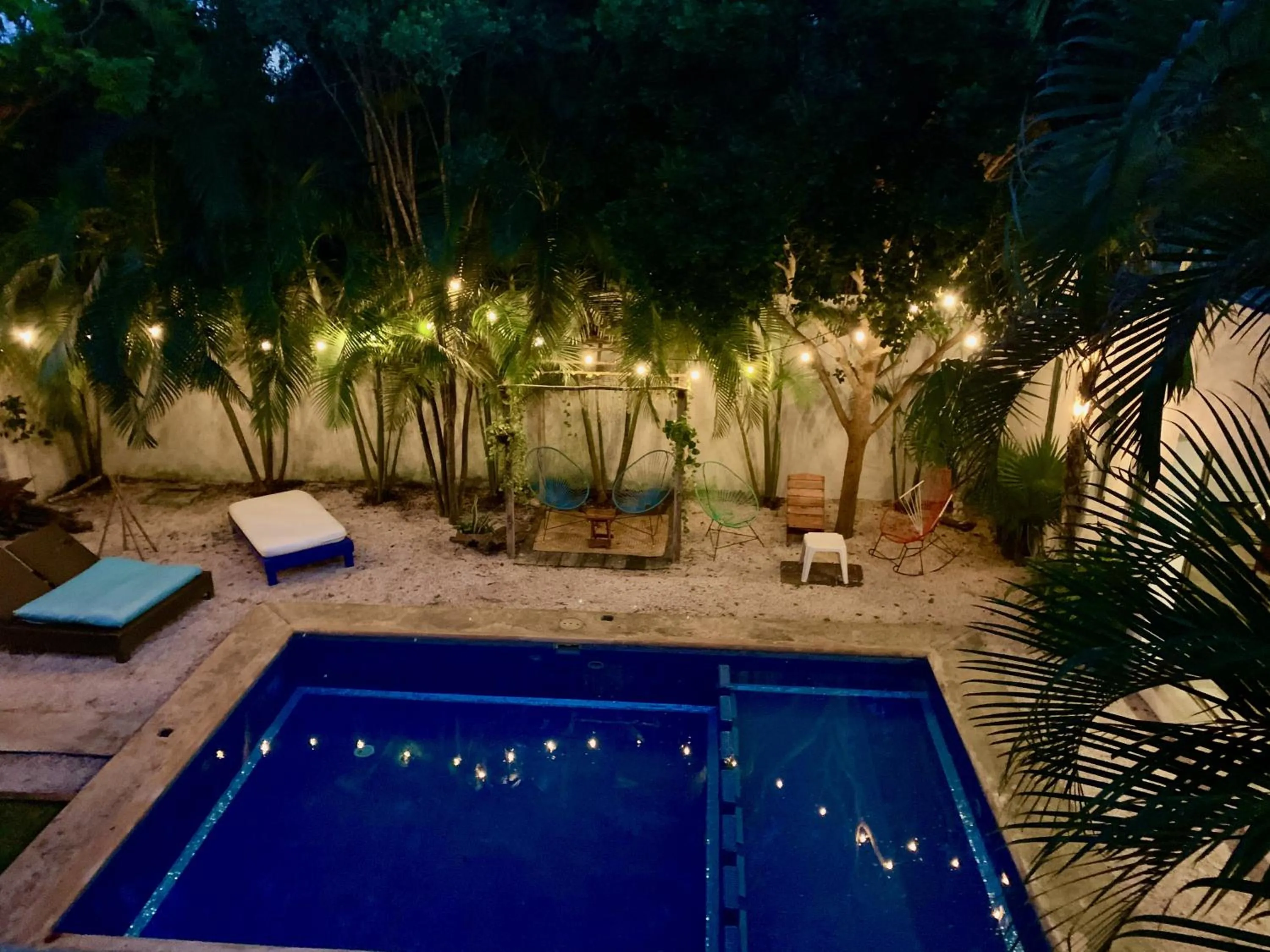Pool view in Casa Borush by Ecoplaneta