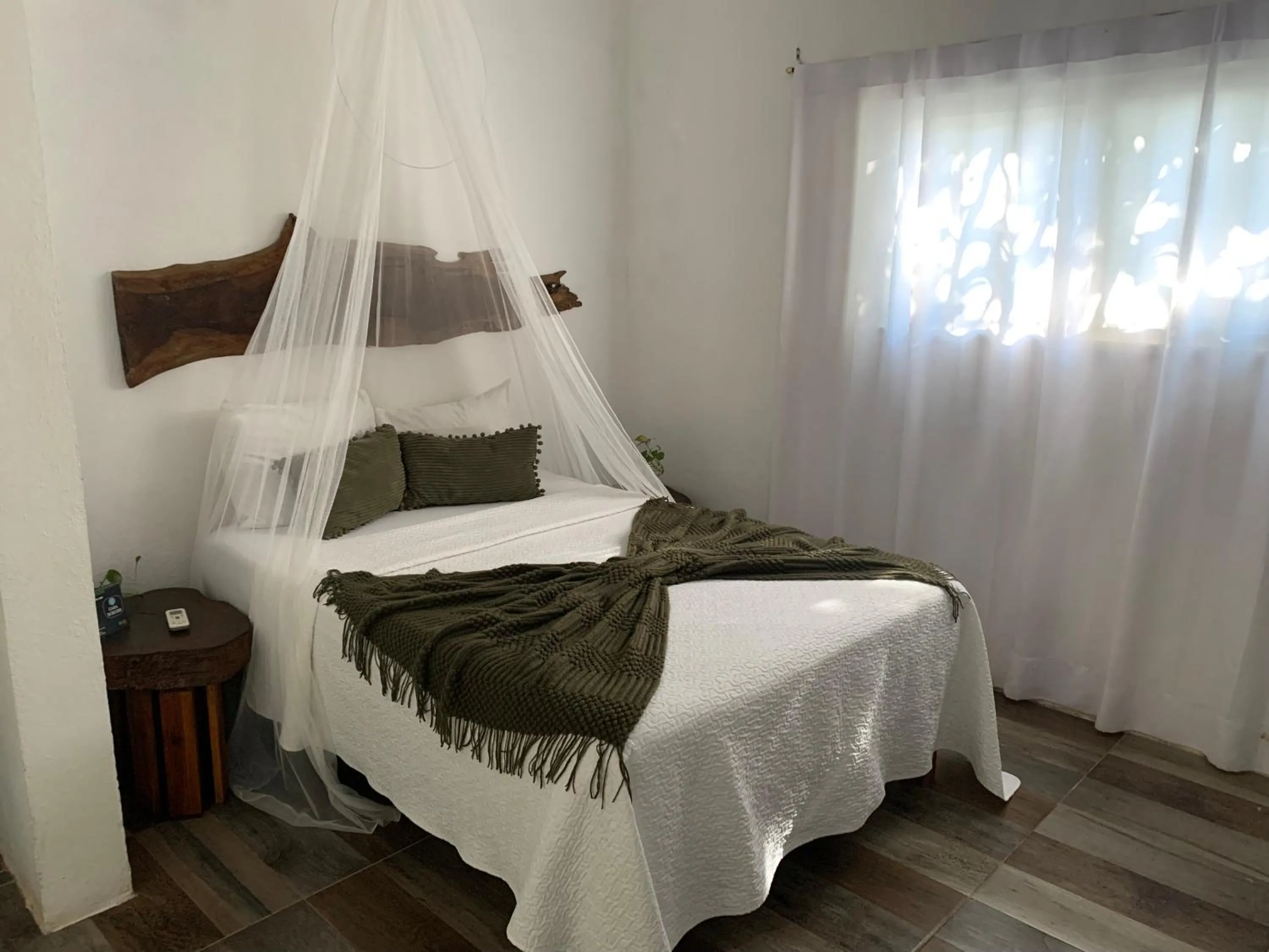 Photo of the whole room, Bed in Casa Borush by Ecoplaneta