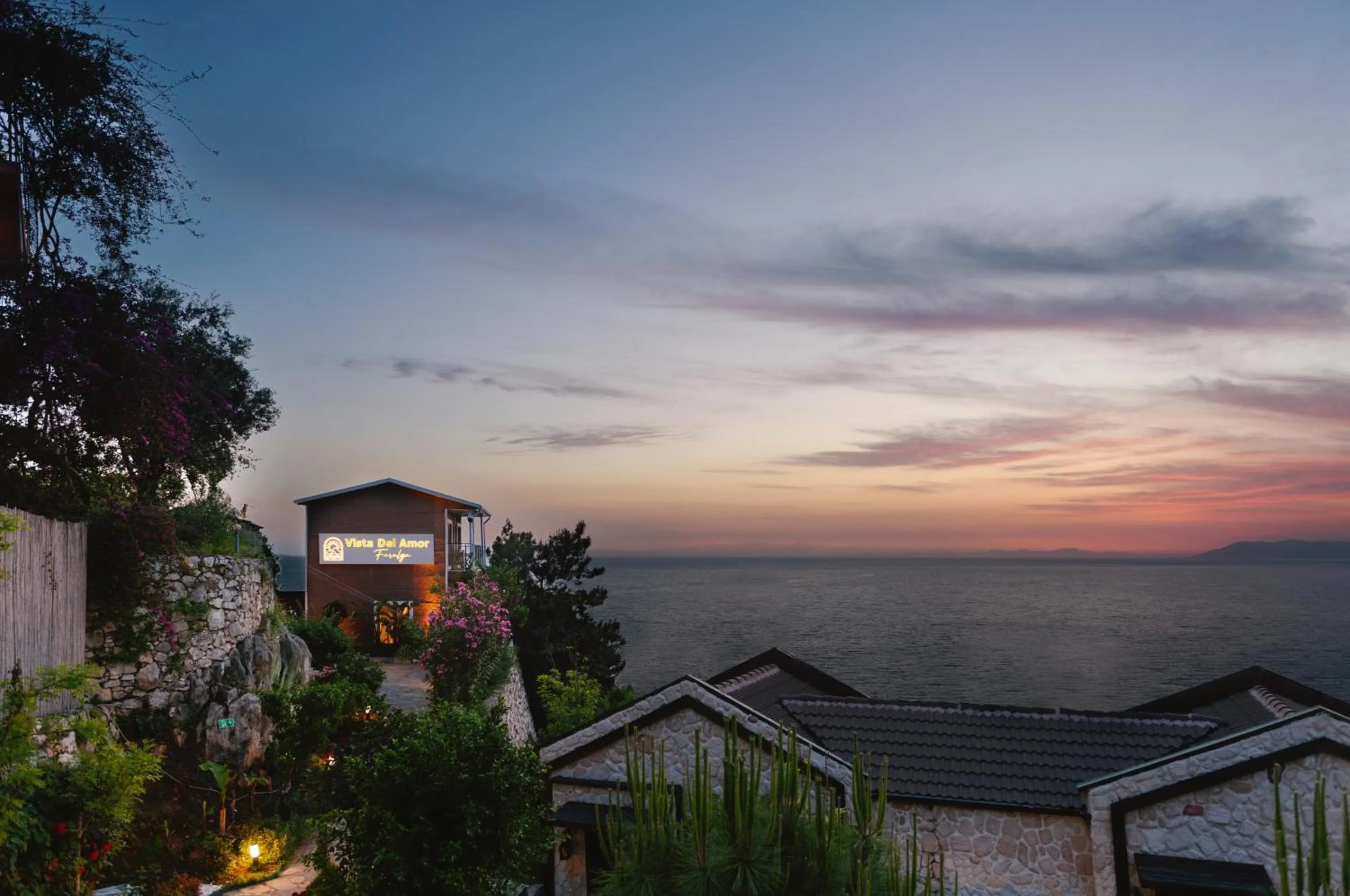 Sunset in Vista Del Amor Faralya