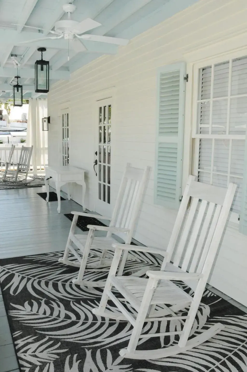 The Porch on Frances Inn - Adults Exclusive The Porch on Frances Inn - Adults Exclusive