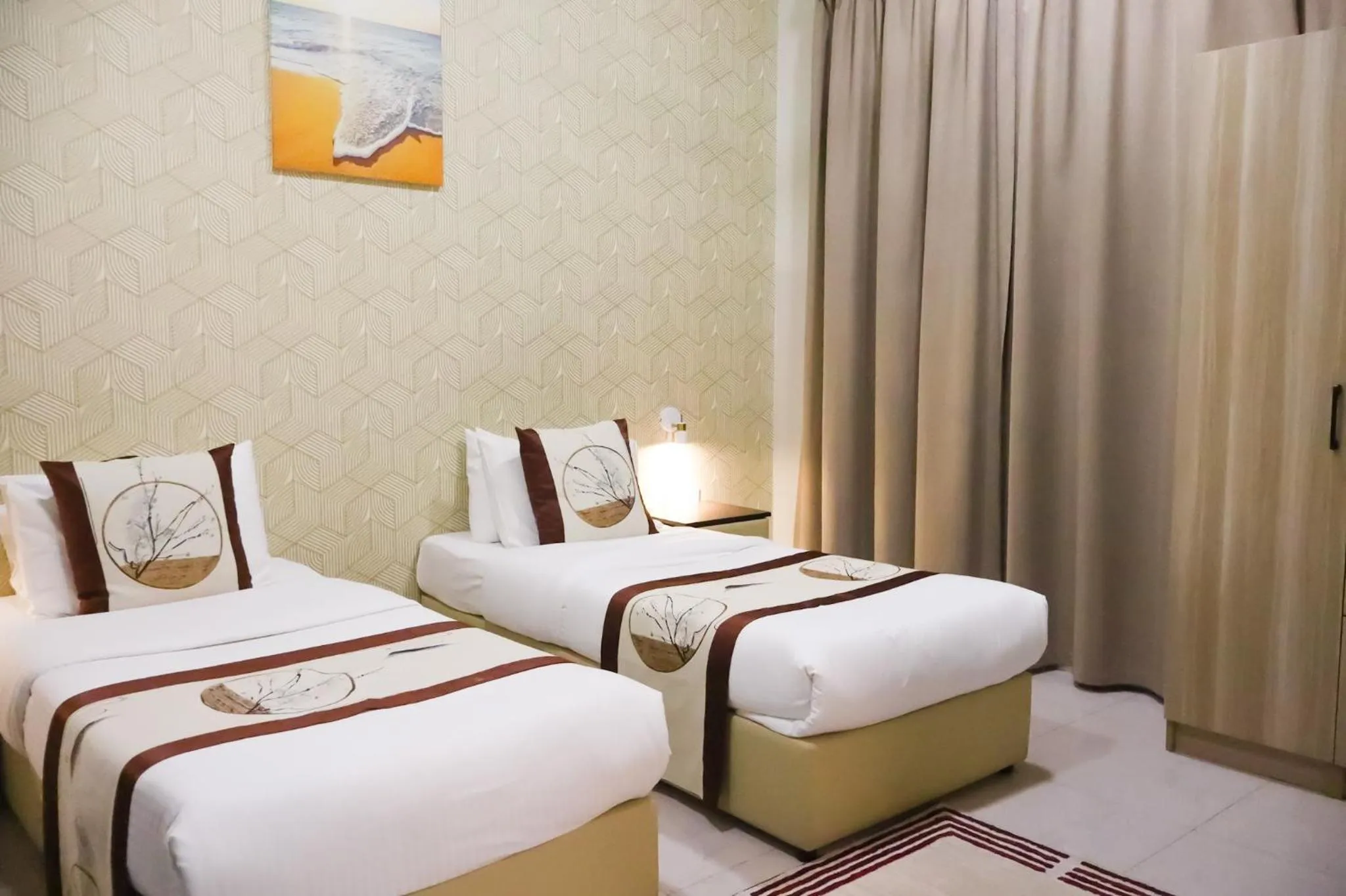 Bed in AL MARSA HOTEL APARTMENTS