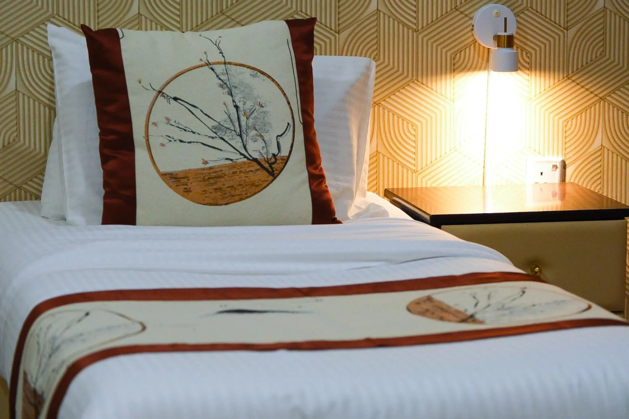 Bed in AL MARSA HOTEL APARTMENTS