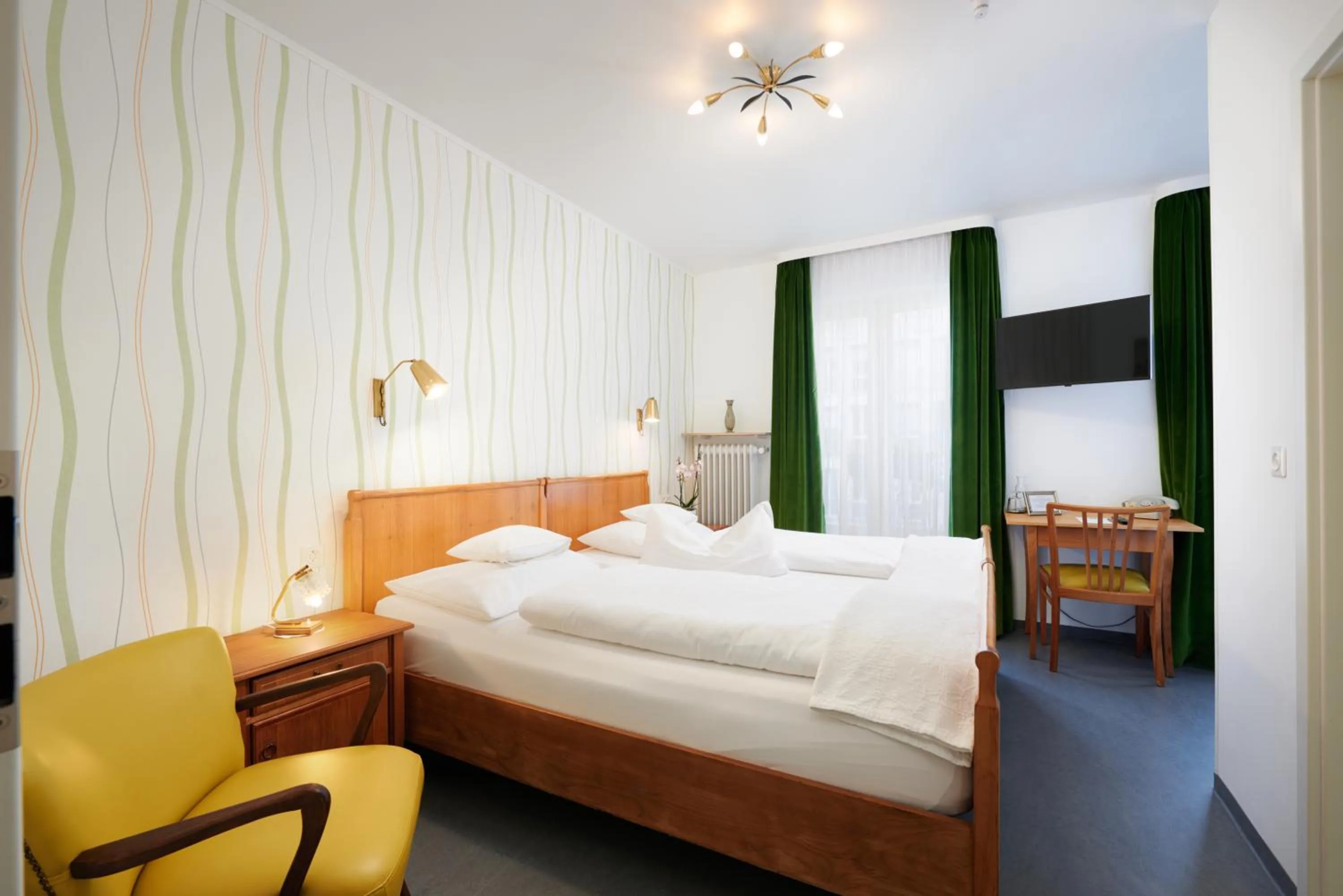 Bed in Design-Boutique Hotel Vosteen