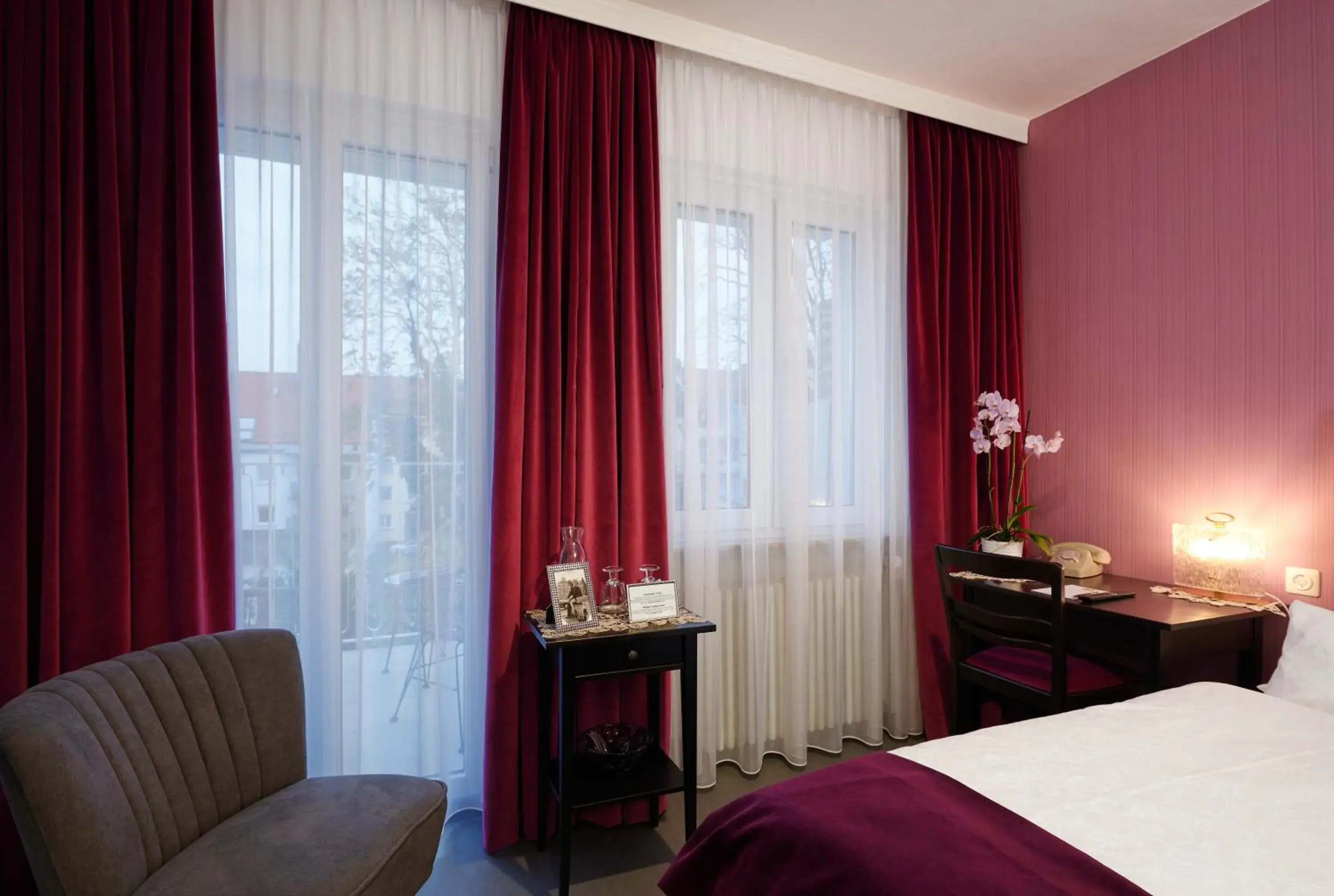 Small Double Room - single occupancy in Design-Boutique Hotel Vosteen Small Double Room - single occupancy in Design-Boutique Hotel Vosteen