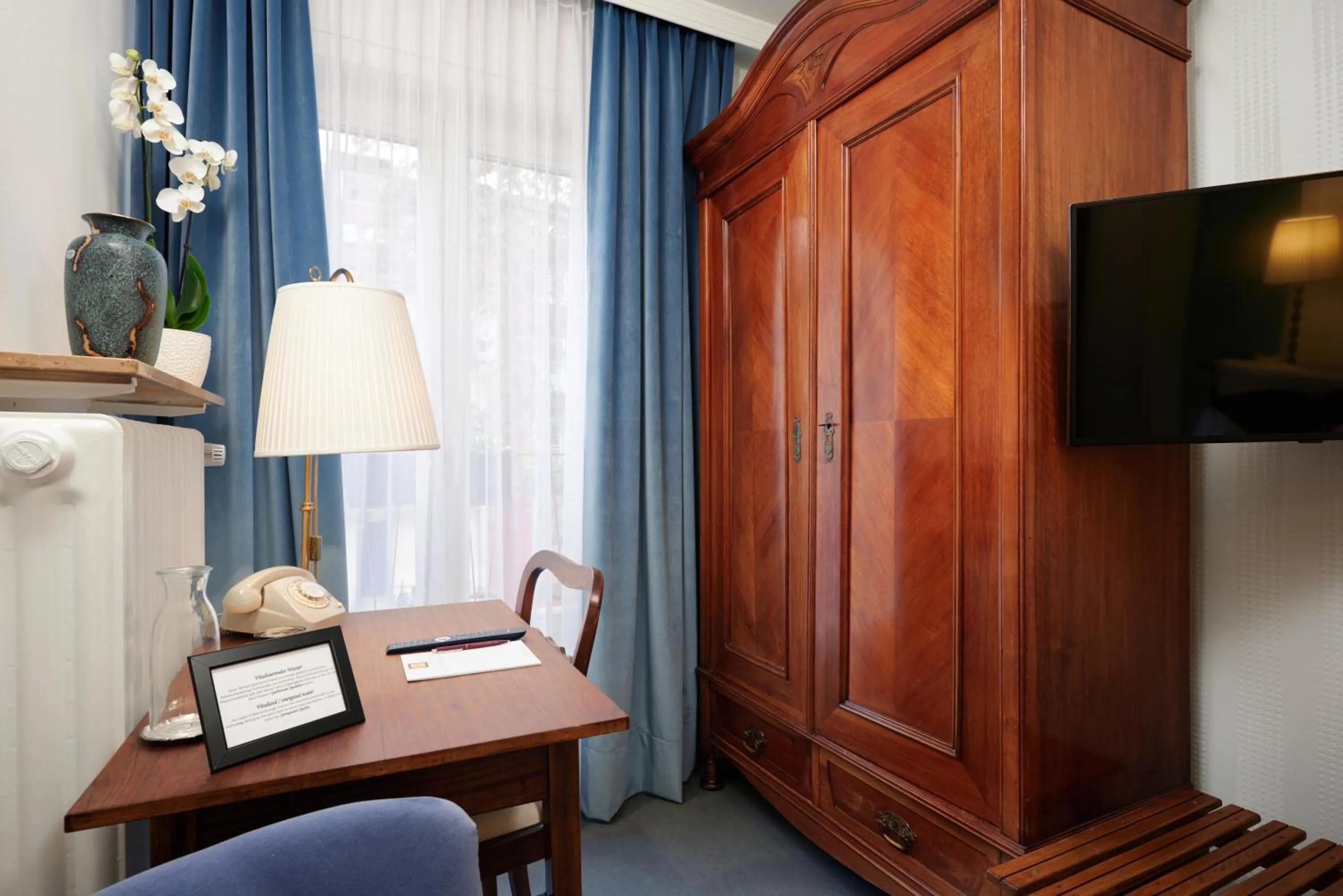 TV and multimedia in Design-Boutique Hotel Vosteen