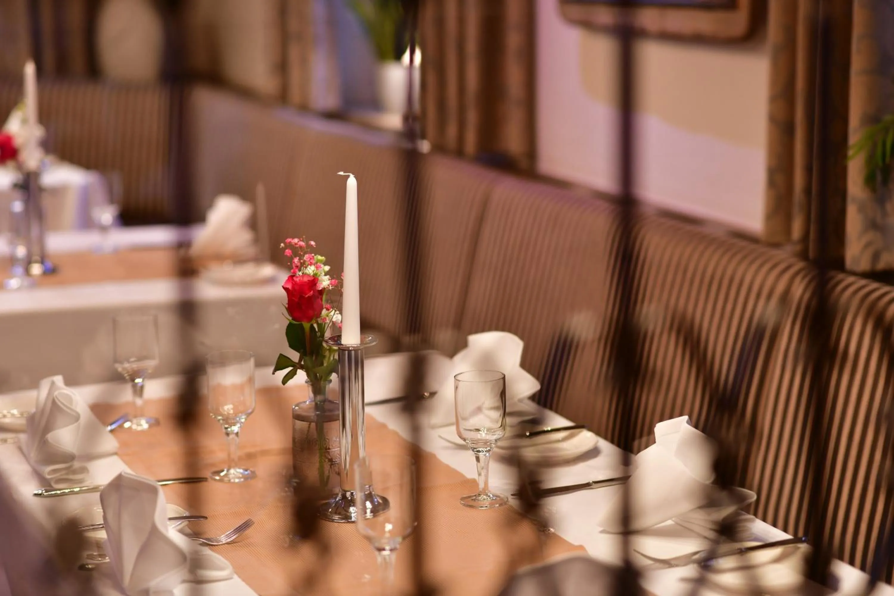 Restaurant/places to eat in Landhotel Hermannshöhe