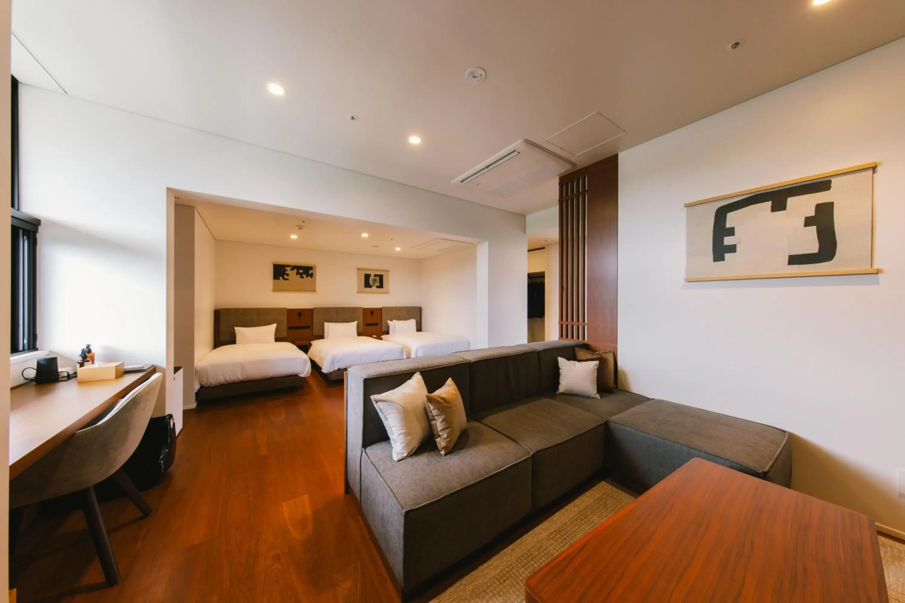 Three-Bedroom Suite in Hotel Vison Three-Bedroom Suite in Hotel Vison