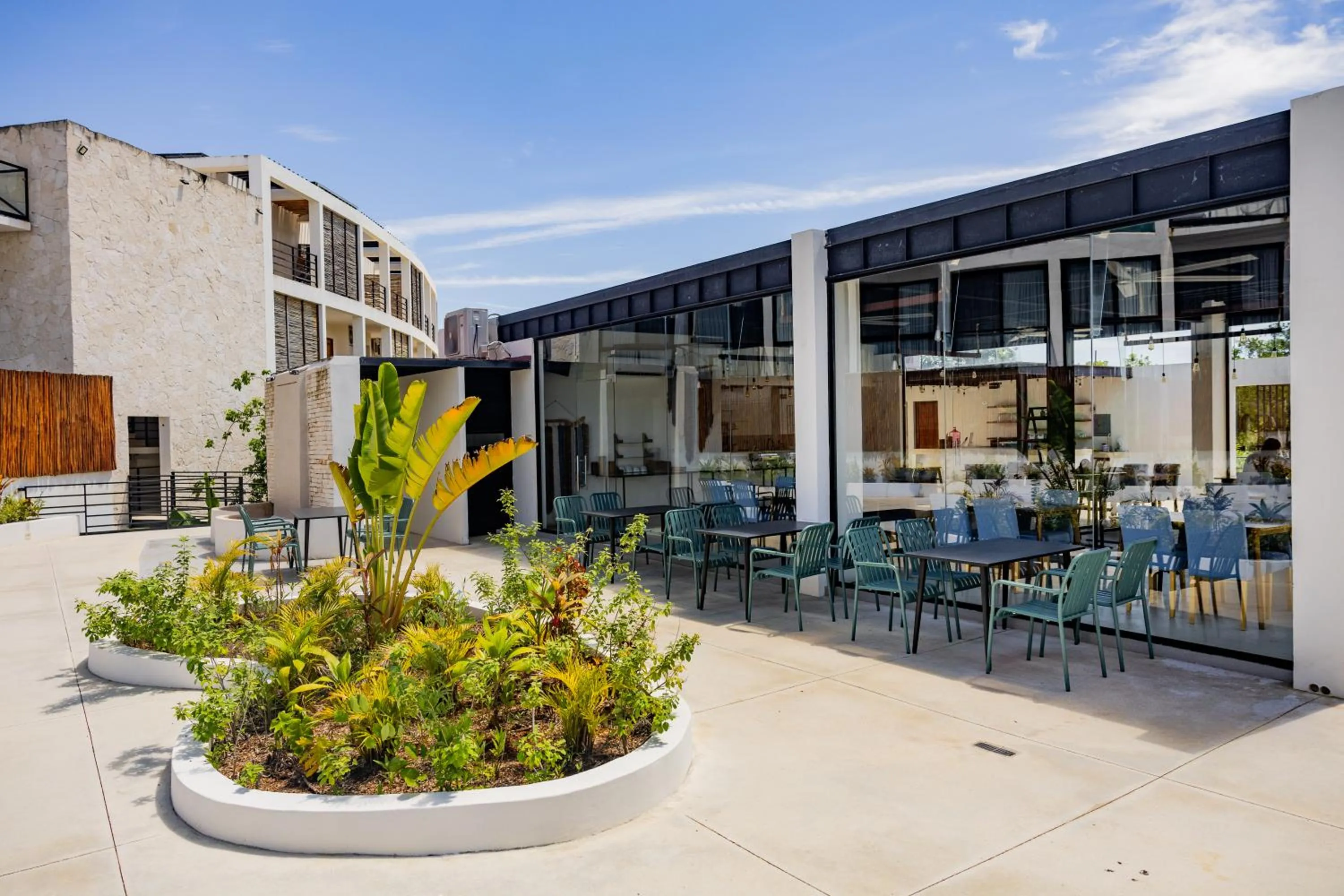 Restaurant/places to eat in The Waves Tulum by BNB Experience