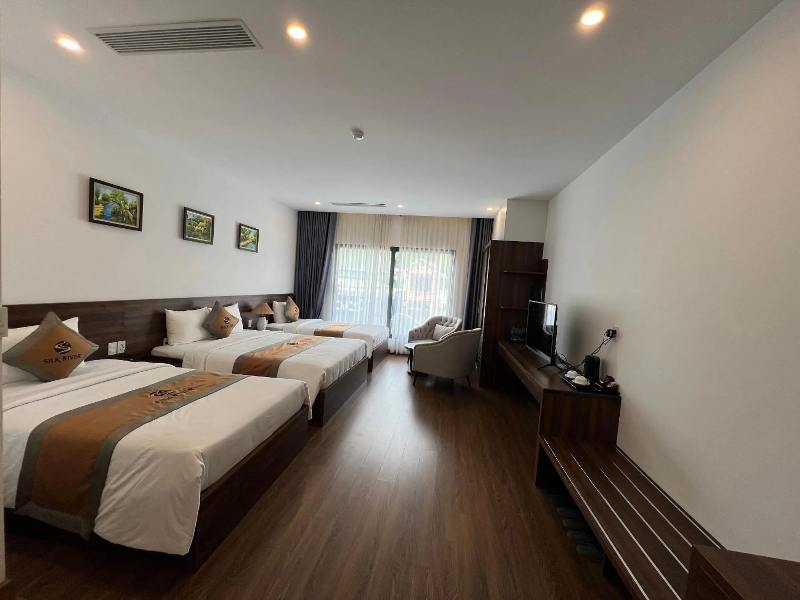 Bed in Silk River Hotel Ha Giang