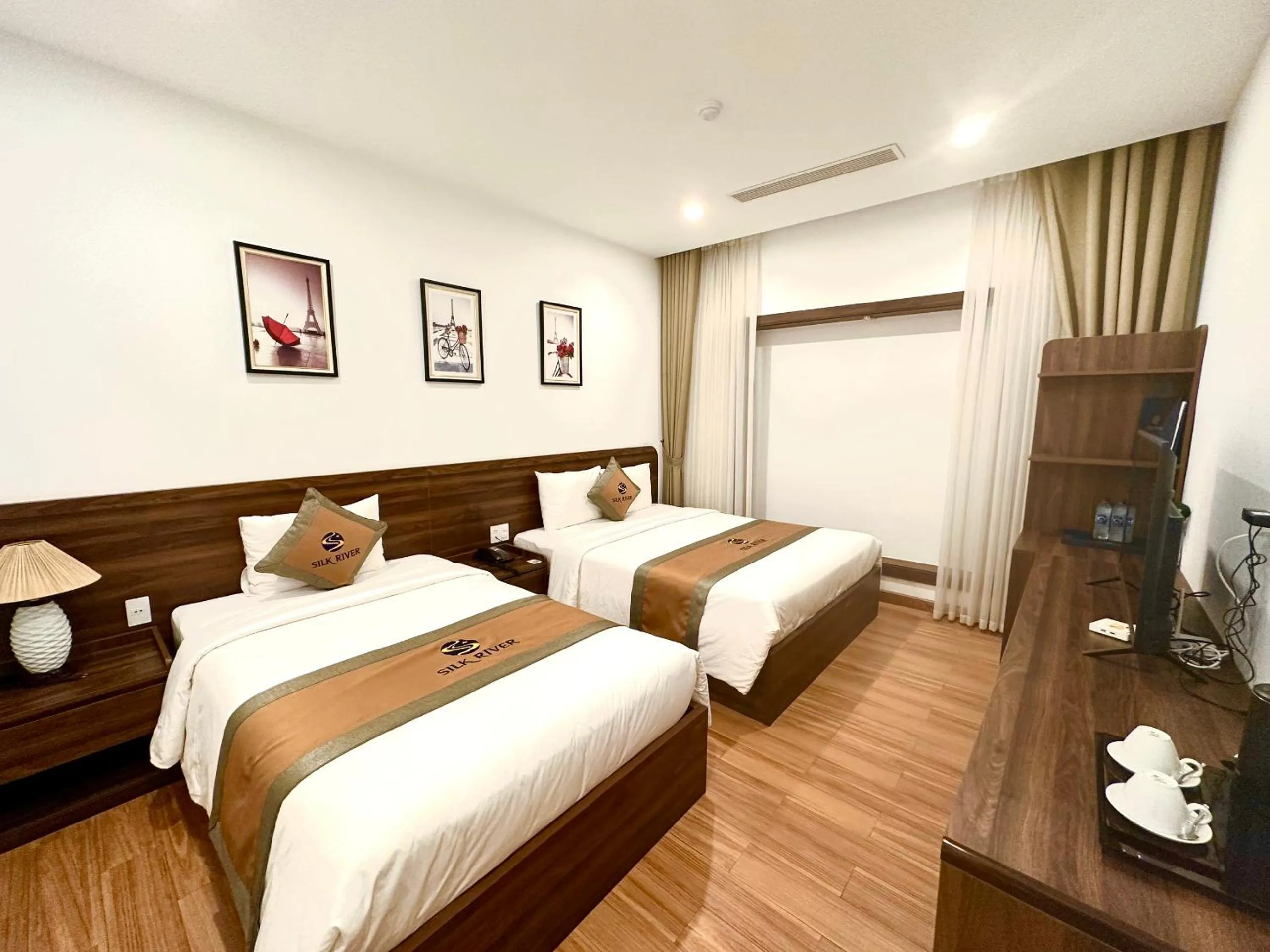 Bed in Silk River Hotel Ha Giang