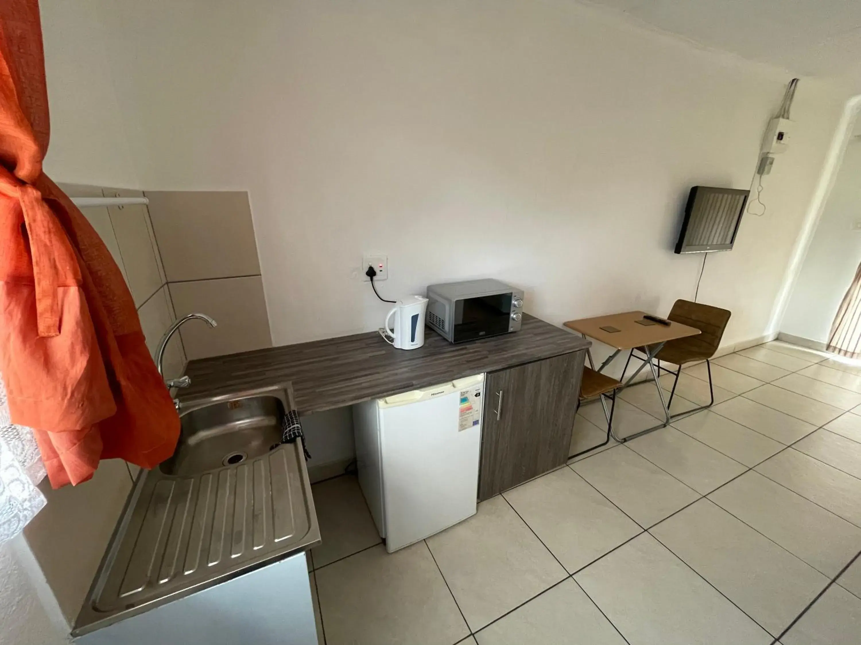 Double Room with Private Bathroom in La Fiance Village Double Room with Private Bathroom in La Fiance Village