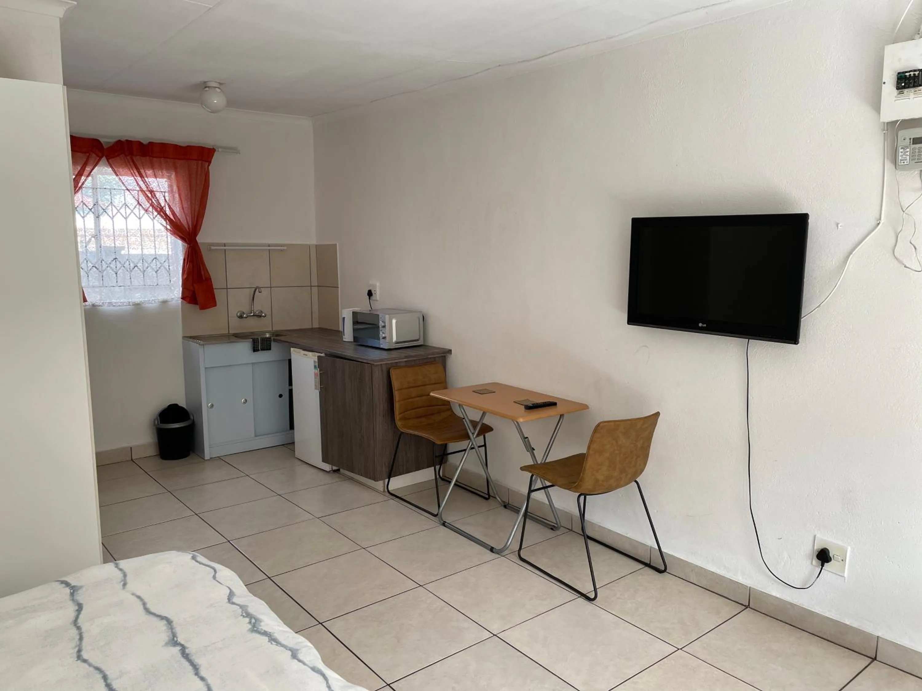 TV and multimedia in La Fiance Village