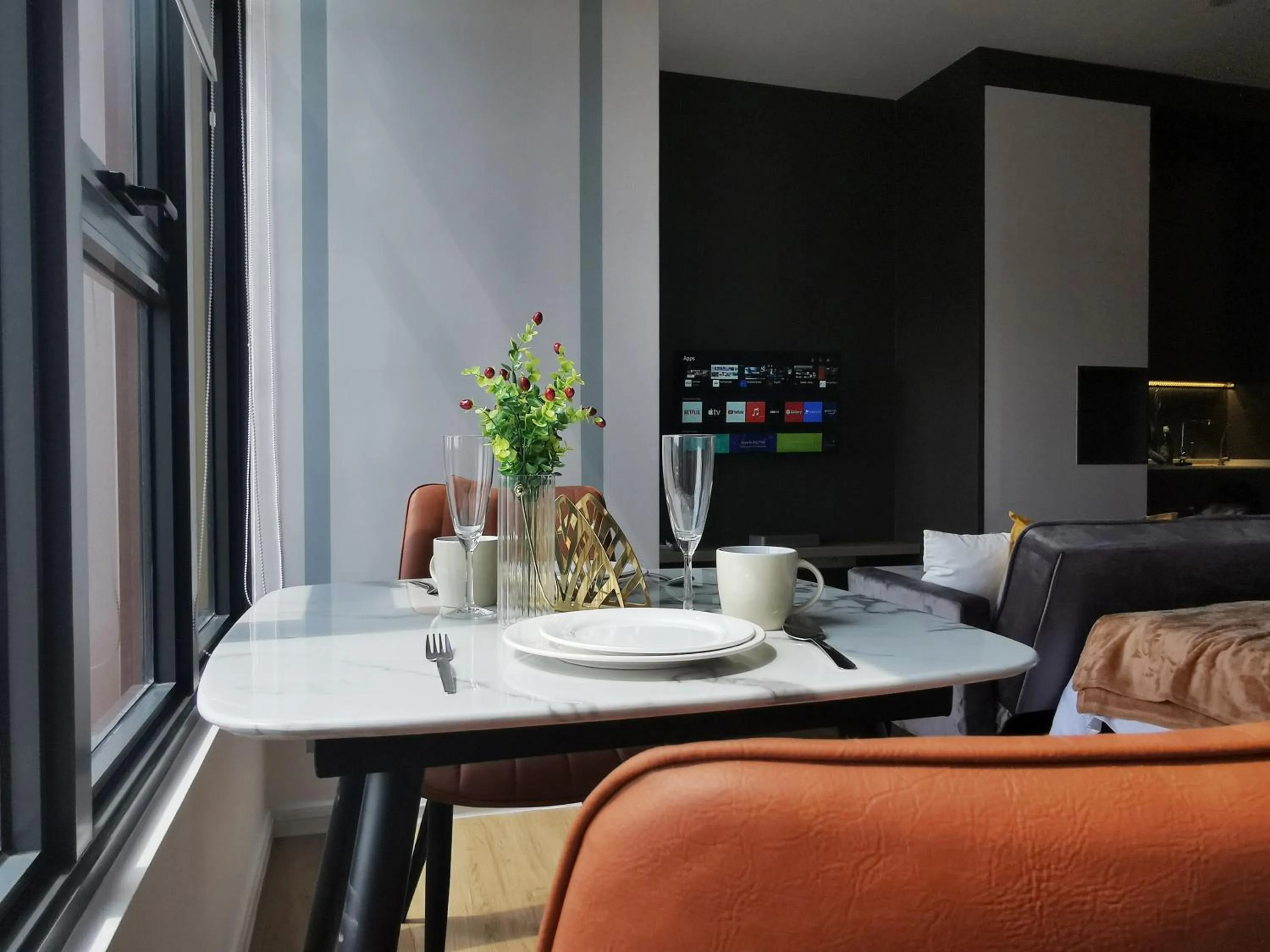 Ceylonz Suites by Living Signature