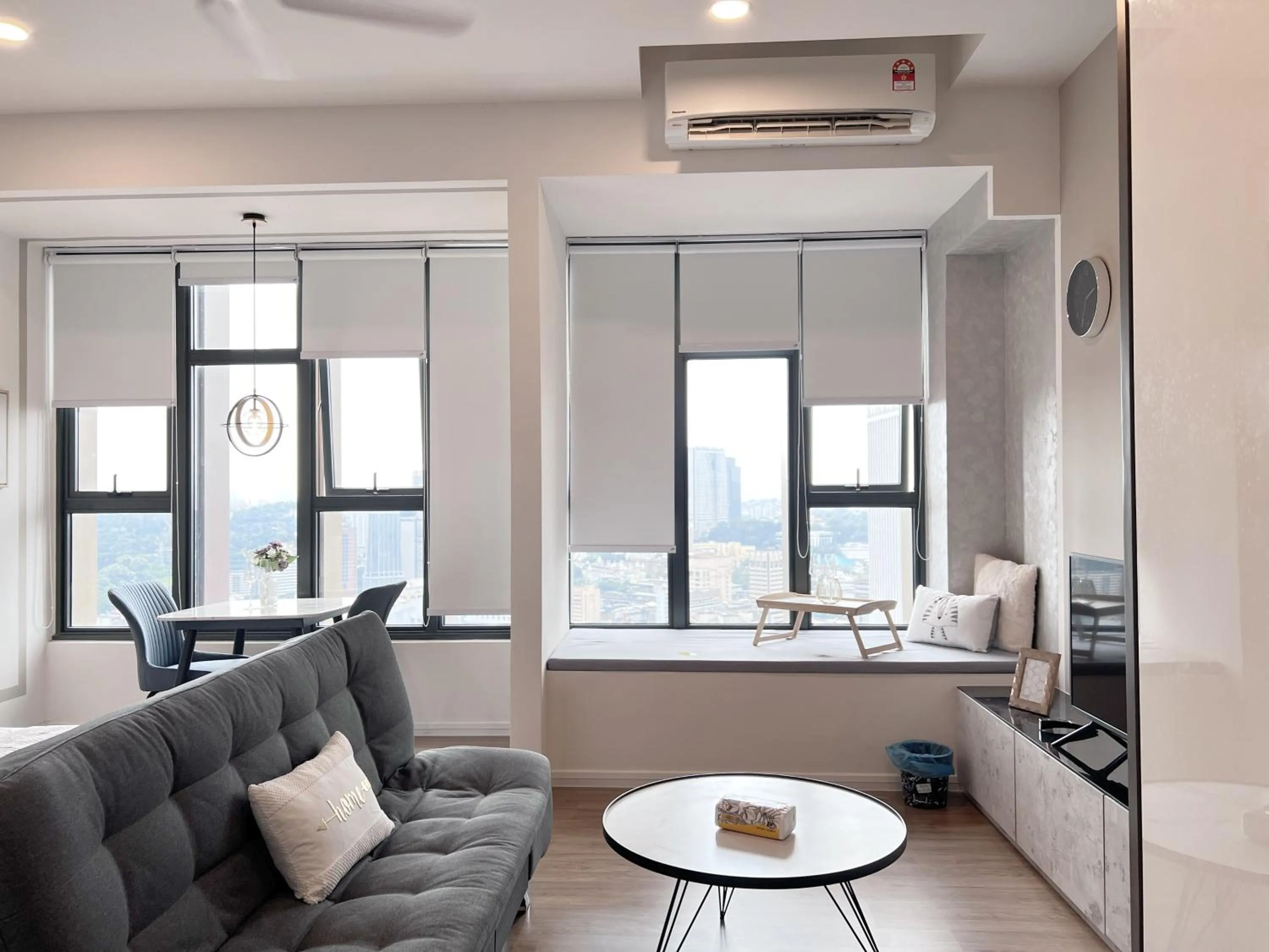 Ceylonz Suites by Living Signature