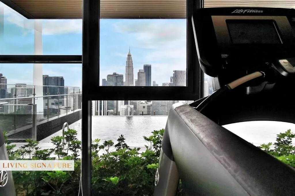 Ceylonz Suites by Living Signature