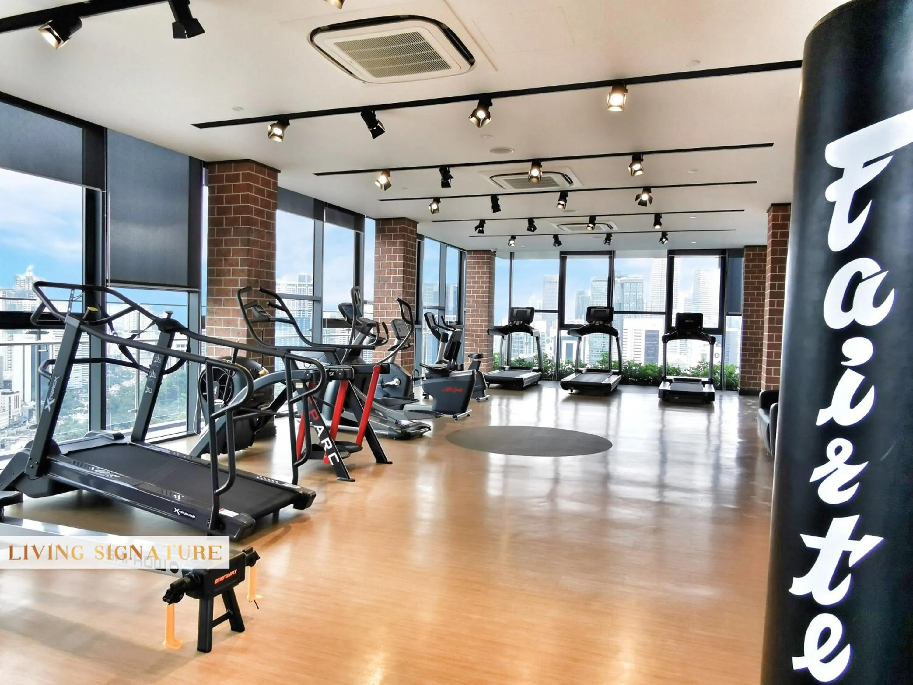 Ceylonz Suites by Living Signature