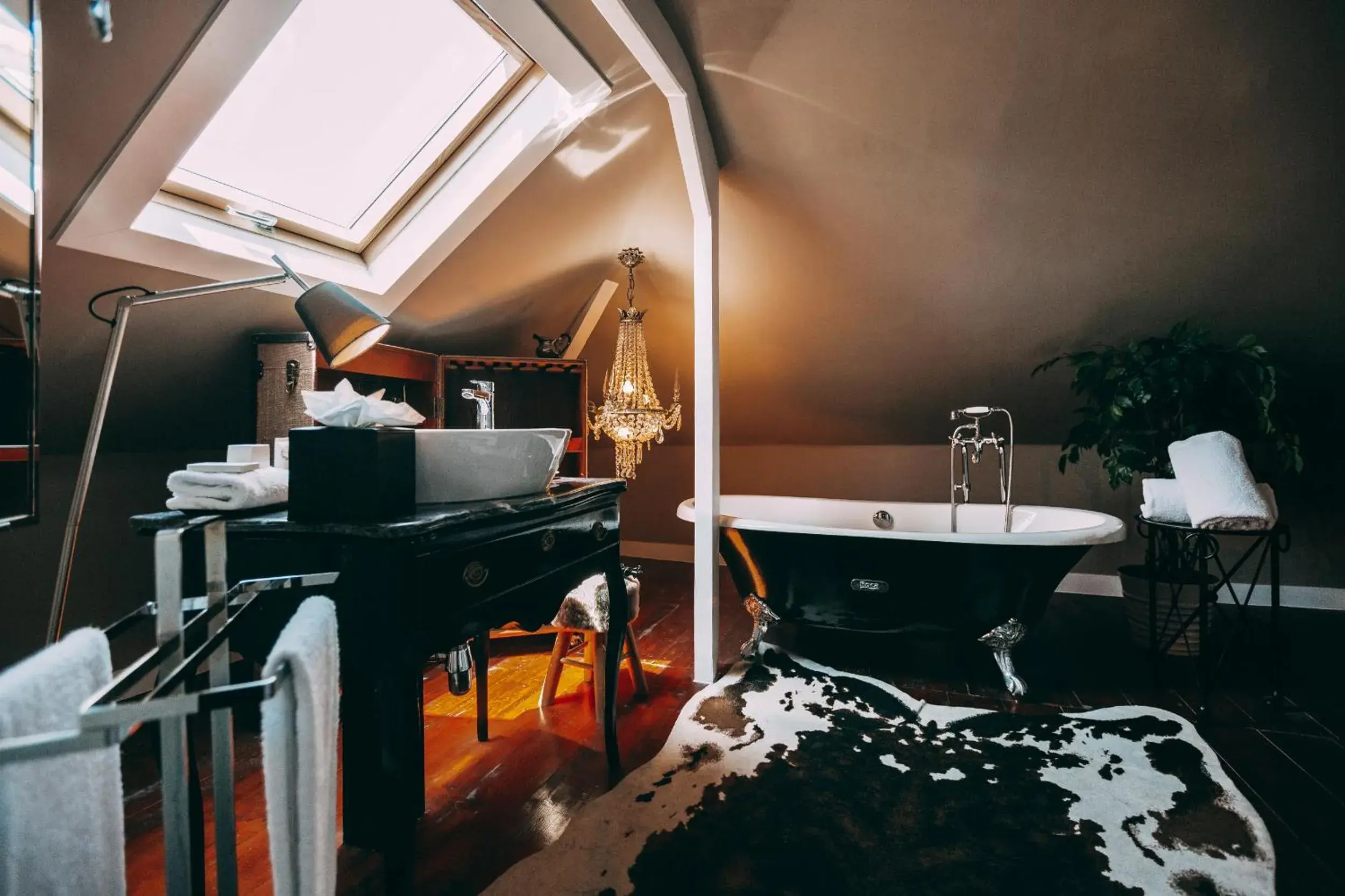 Bathroom in Torel Palace Lisbon Bathroom in Torel Palace Lisbon