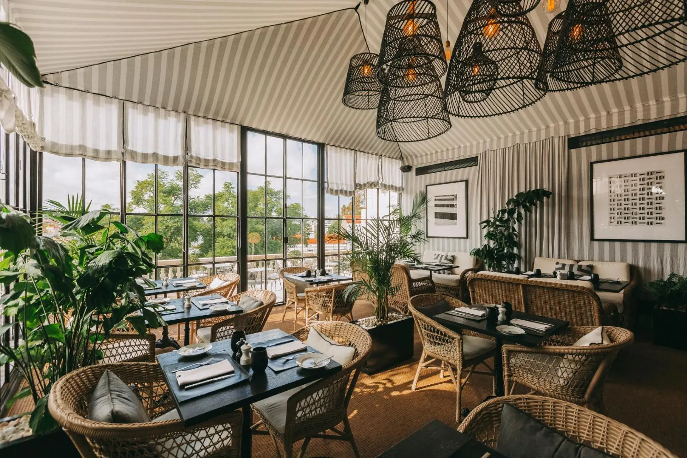 Restaurant/places to eat in Torel Palace Lisbon Restaurant/places to eat in Torel Palace Lisbon