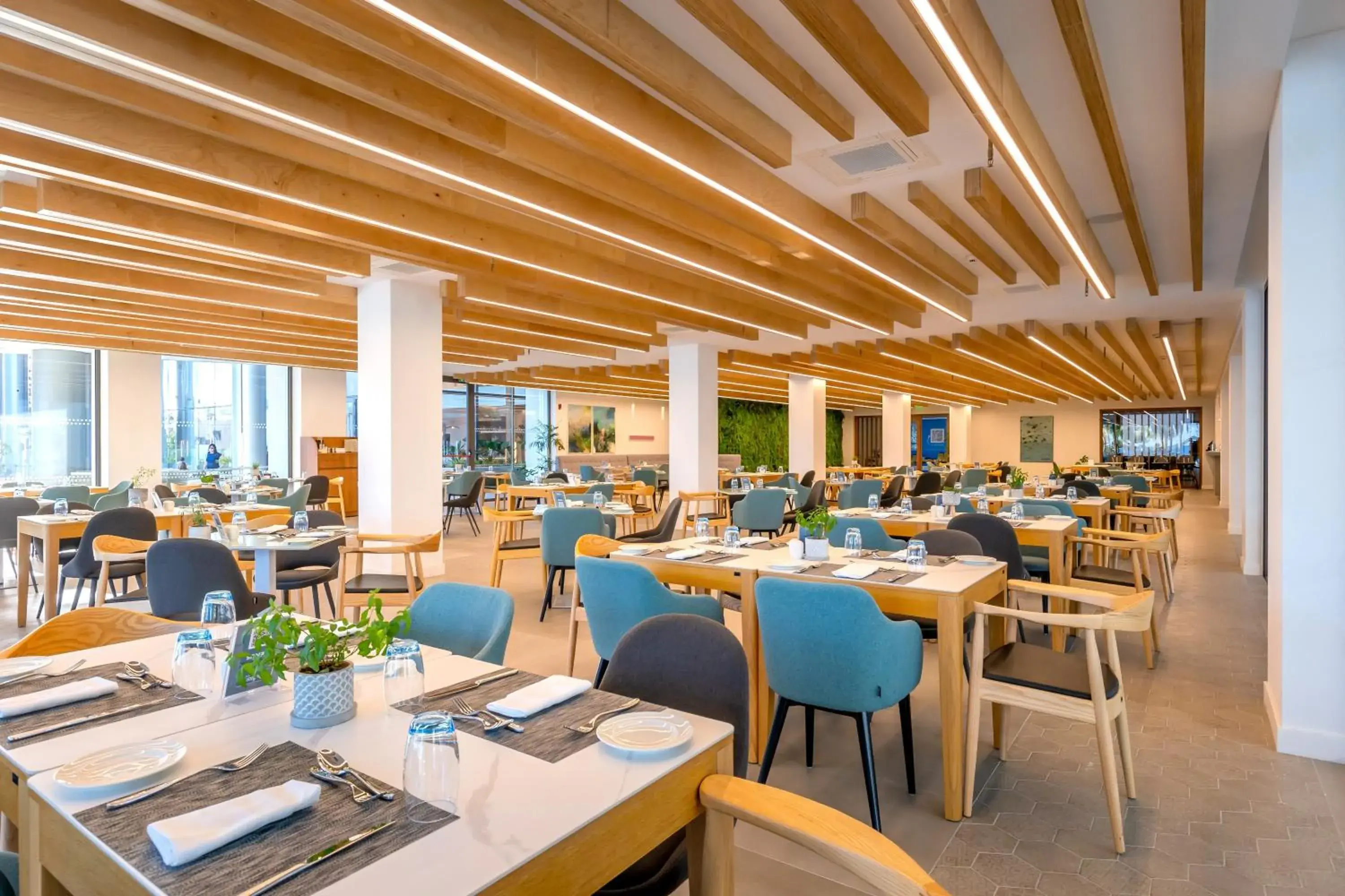 Restaurant/places to eat in Radisson Beach Resort Larnaca Restaurant/places to eat in Radisson Beach Resort Larnaca