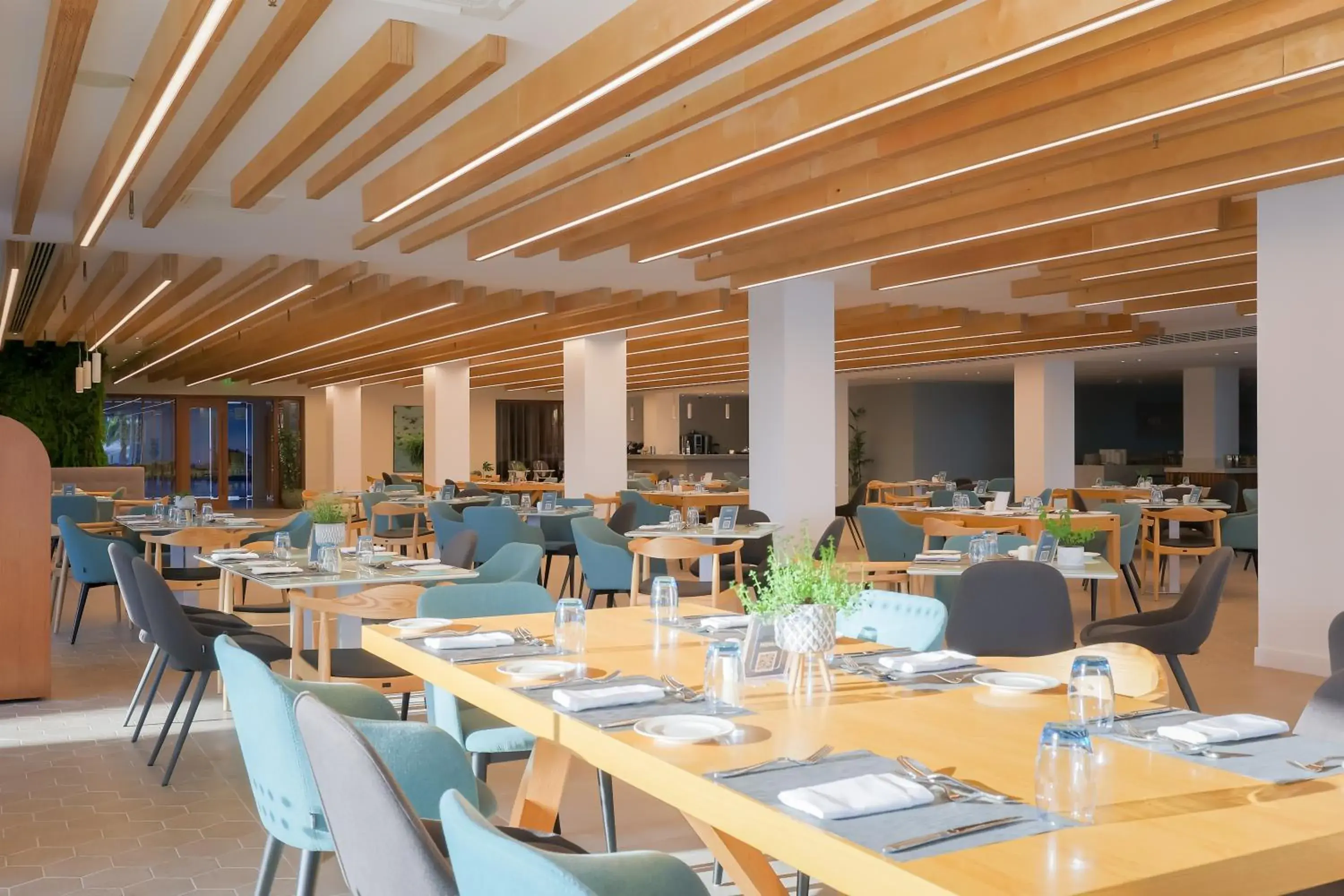 Restaurant/places to eat in Radisson Beach Resort Larnaca Restaurant/places to eat in Radisson Beach Resort Larnaca