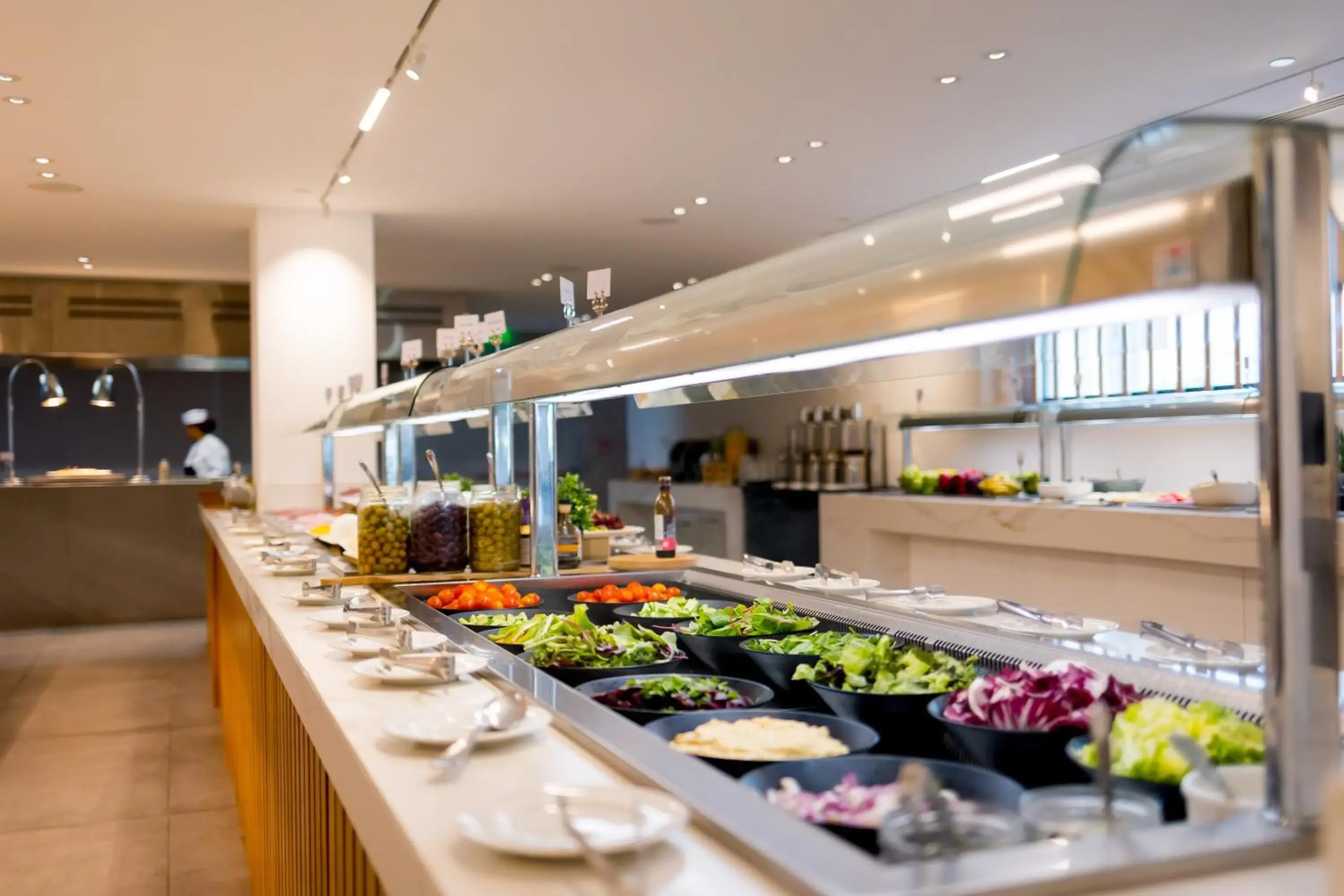 Restaurant/places to eat in Radisson Beach Resort Larnaca Restaurant/places to eat in Radisson Beach Resort Larnaca