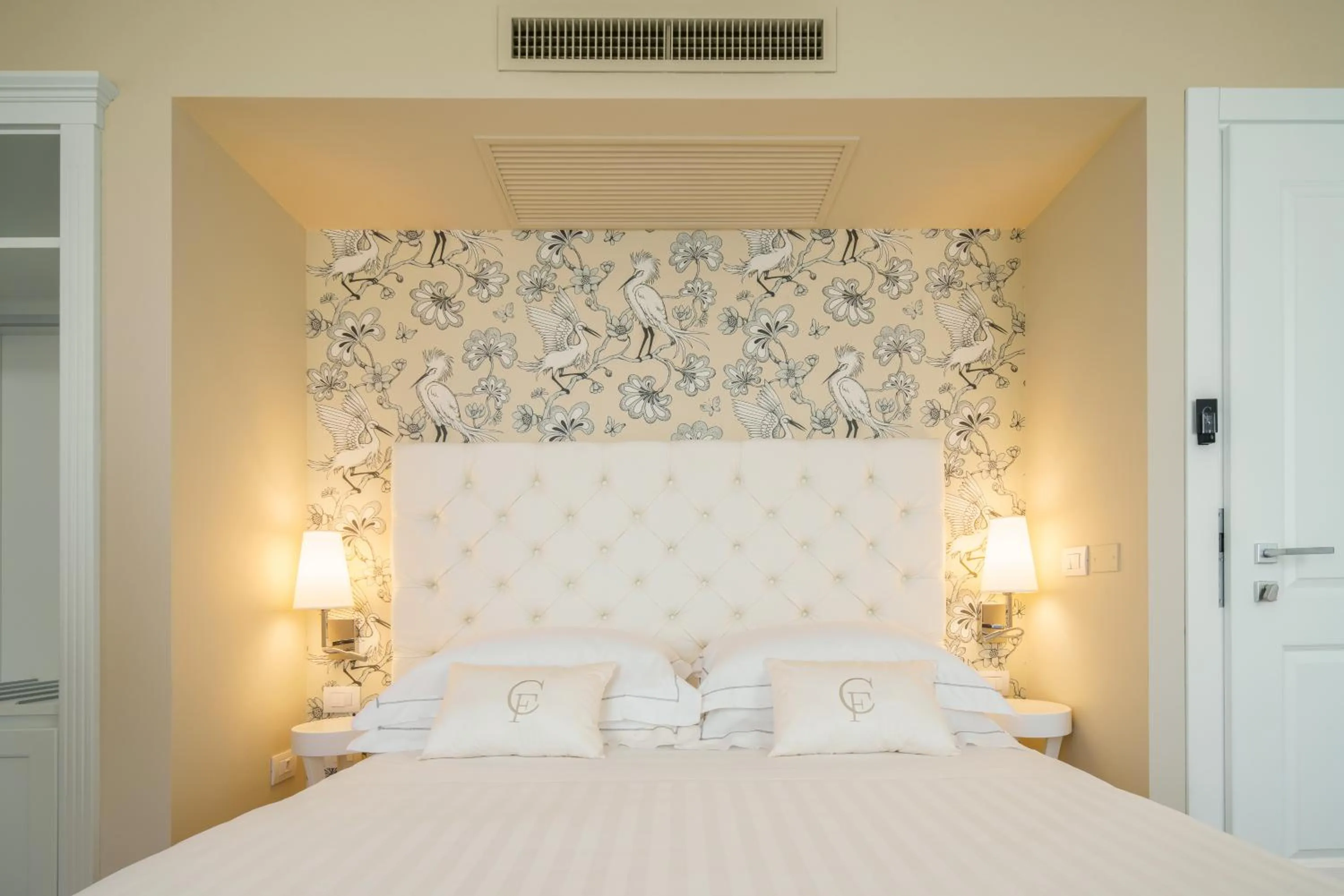 Bed in Boutique Hotel Carlo Felice