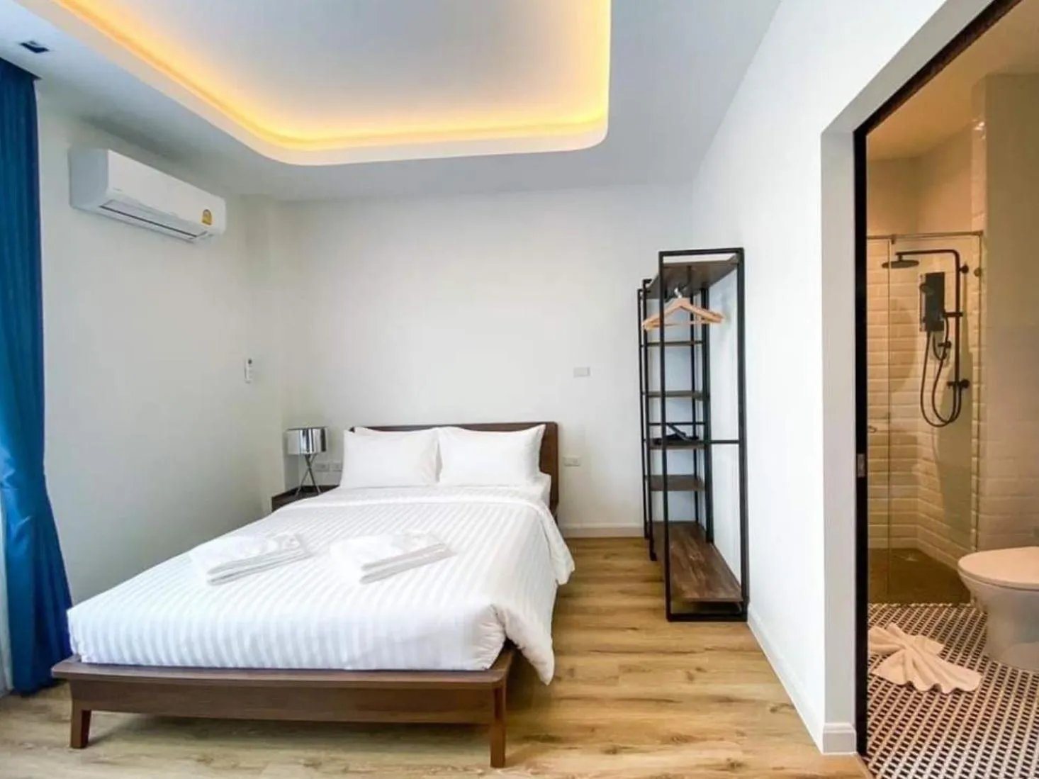 Bedroom, Bed in Play Poshtel & Cafe'