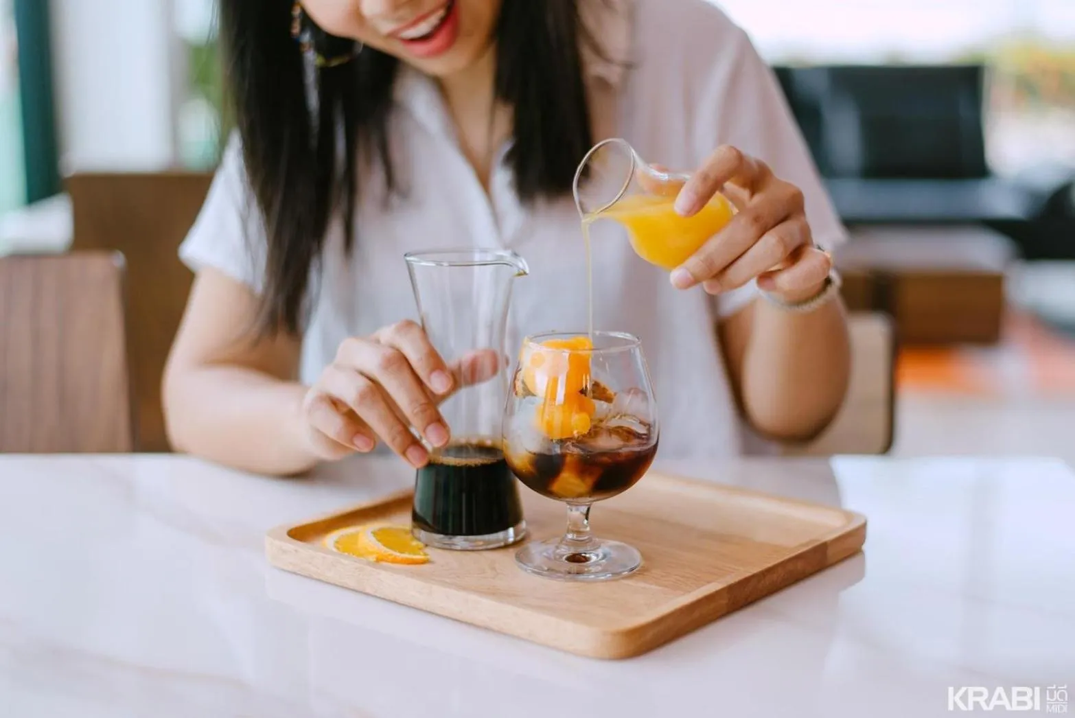 Food and drinks in Play Poshtel & Cafe'