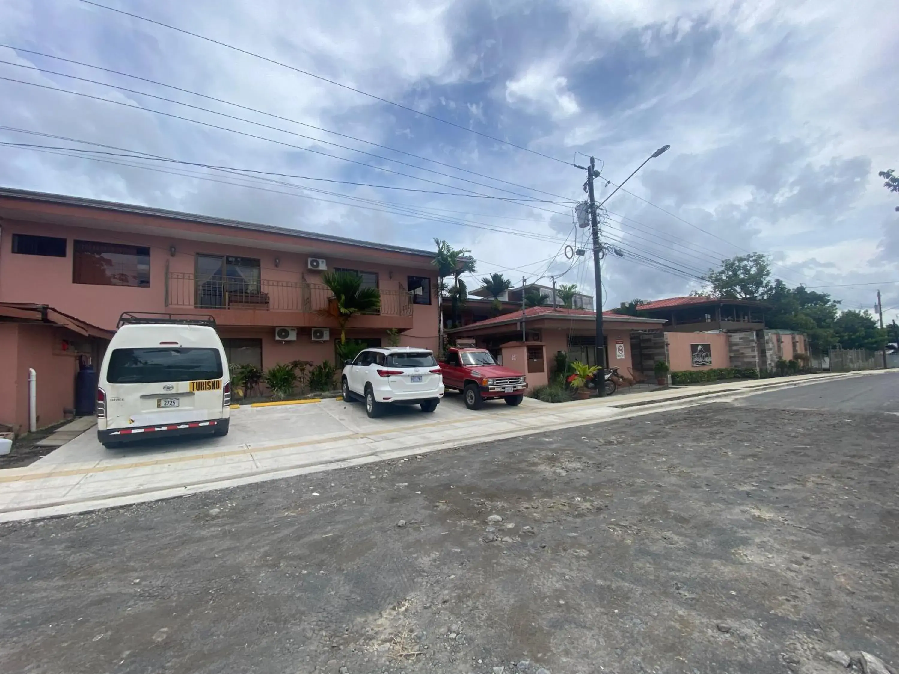 Property building in Hotel La Choza Inn Property building in Hotel La Choza Inn