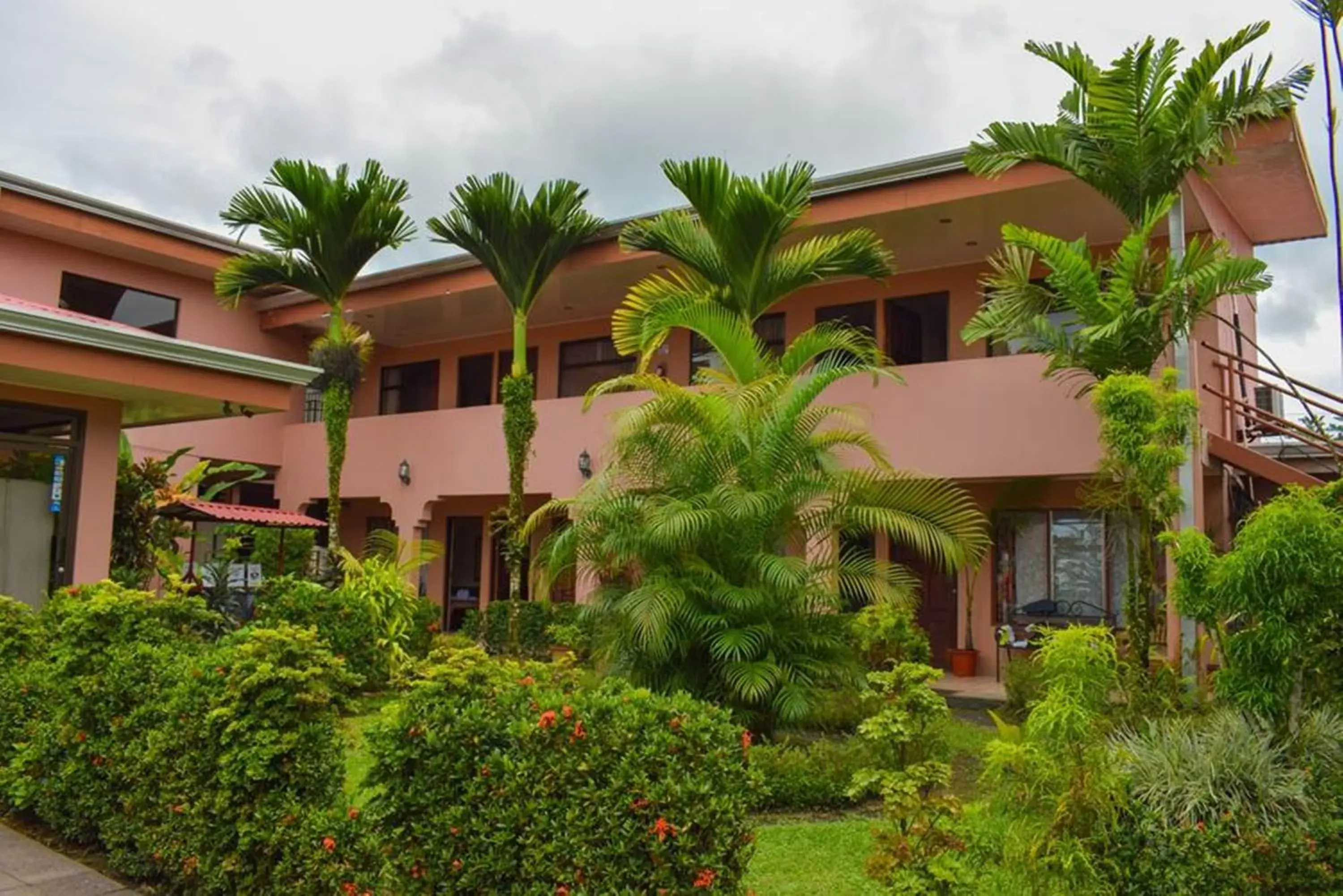 Property building in Hotel La Choza Inn Property building in Hotel La Choza Inn