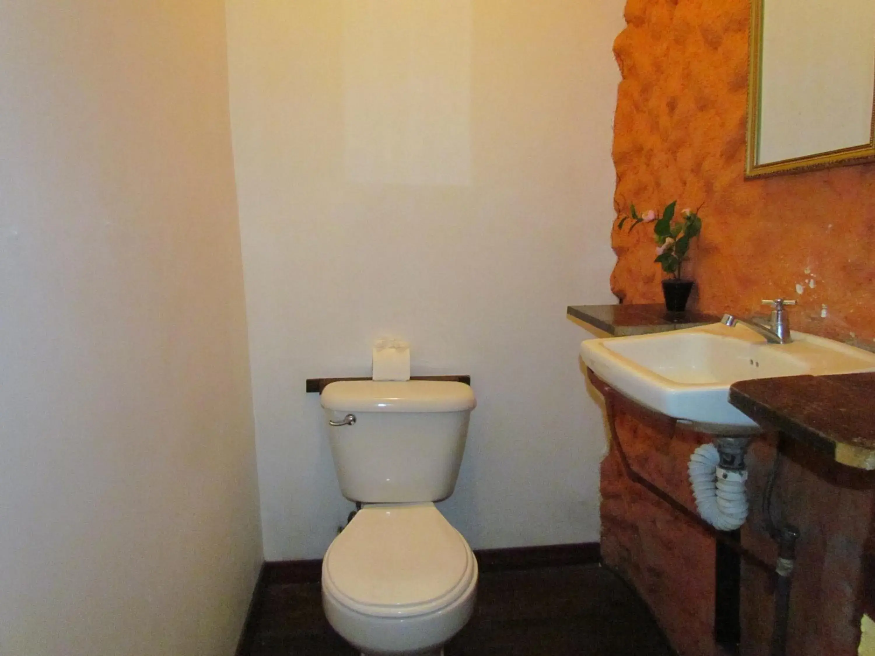 Family Room with Shared Bathroom in Hostel Shakti Family Room with Shared Bathroom in Hostel Shakti