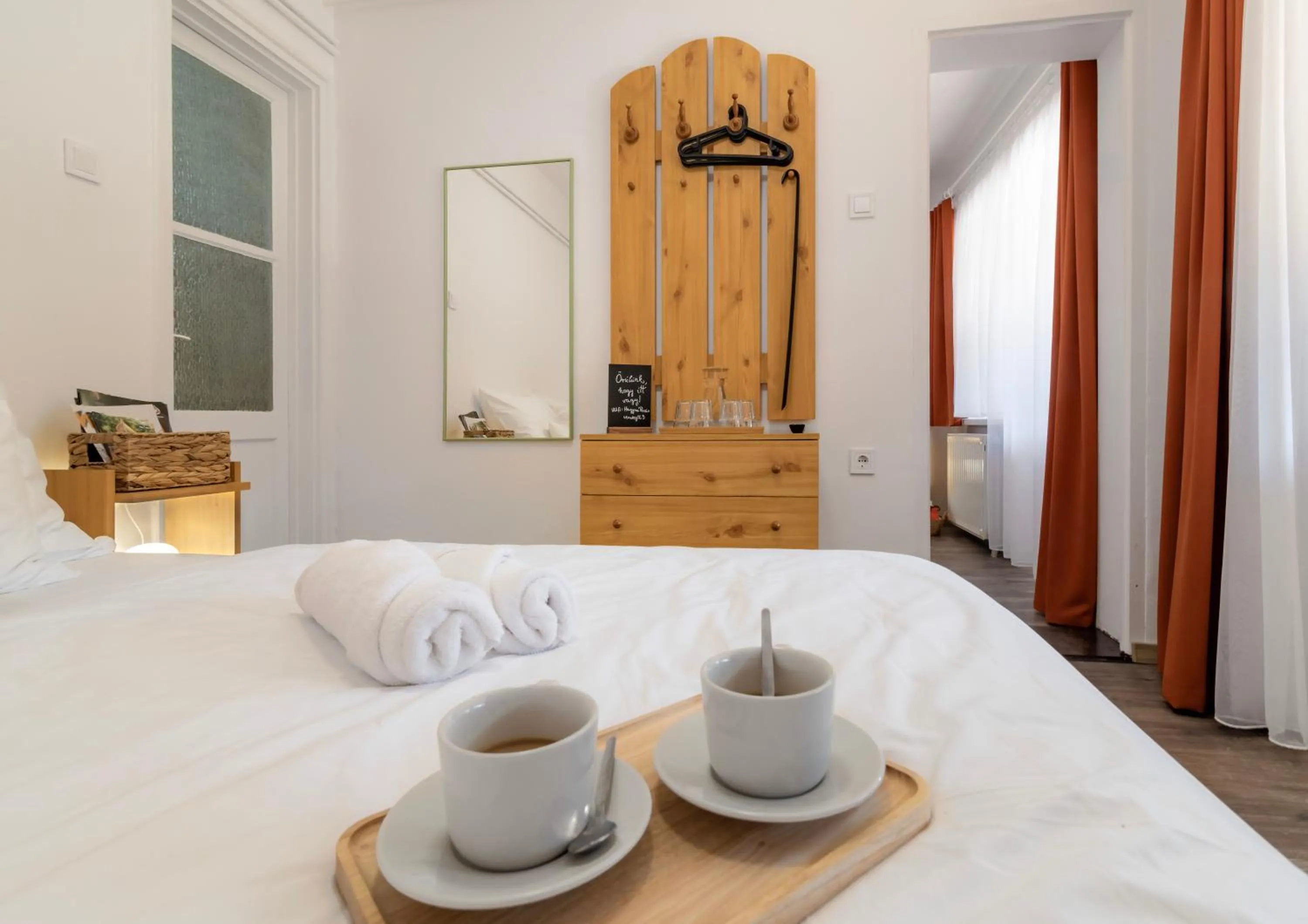 Bed in Hagyma Panzió Makó