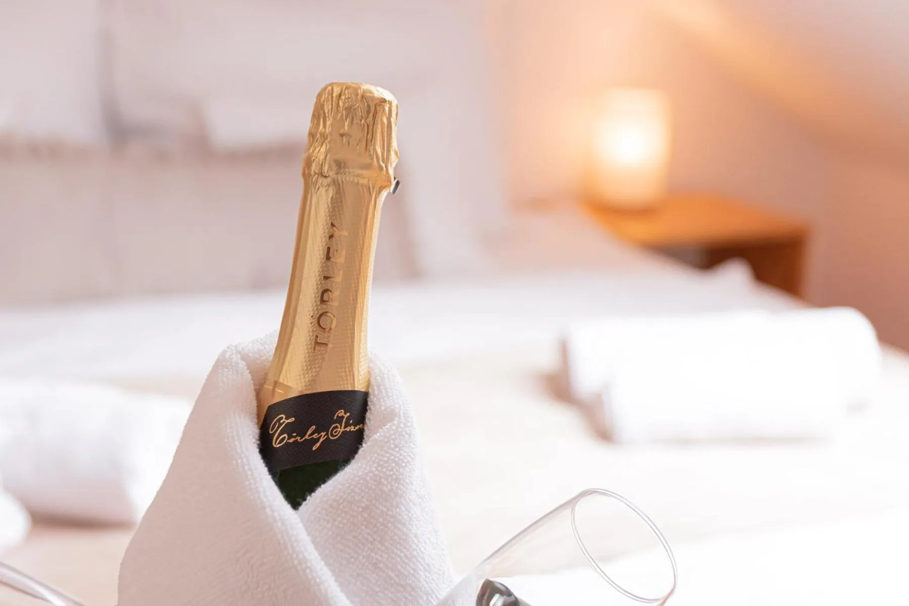 Bed in Hagyma Panzió Makó