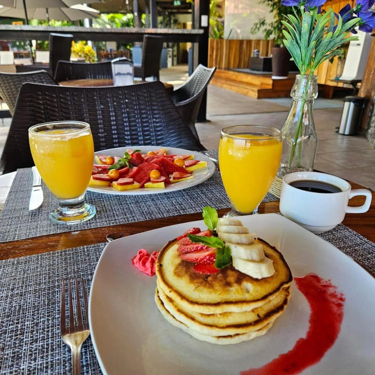 Food and drinks in Vista Ballena