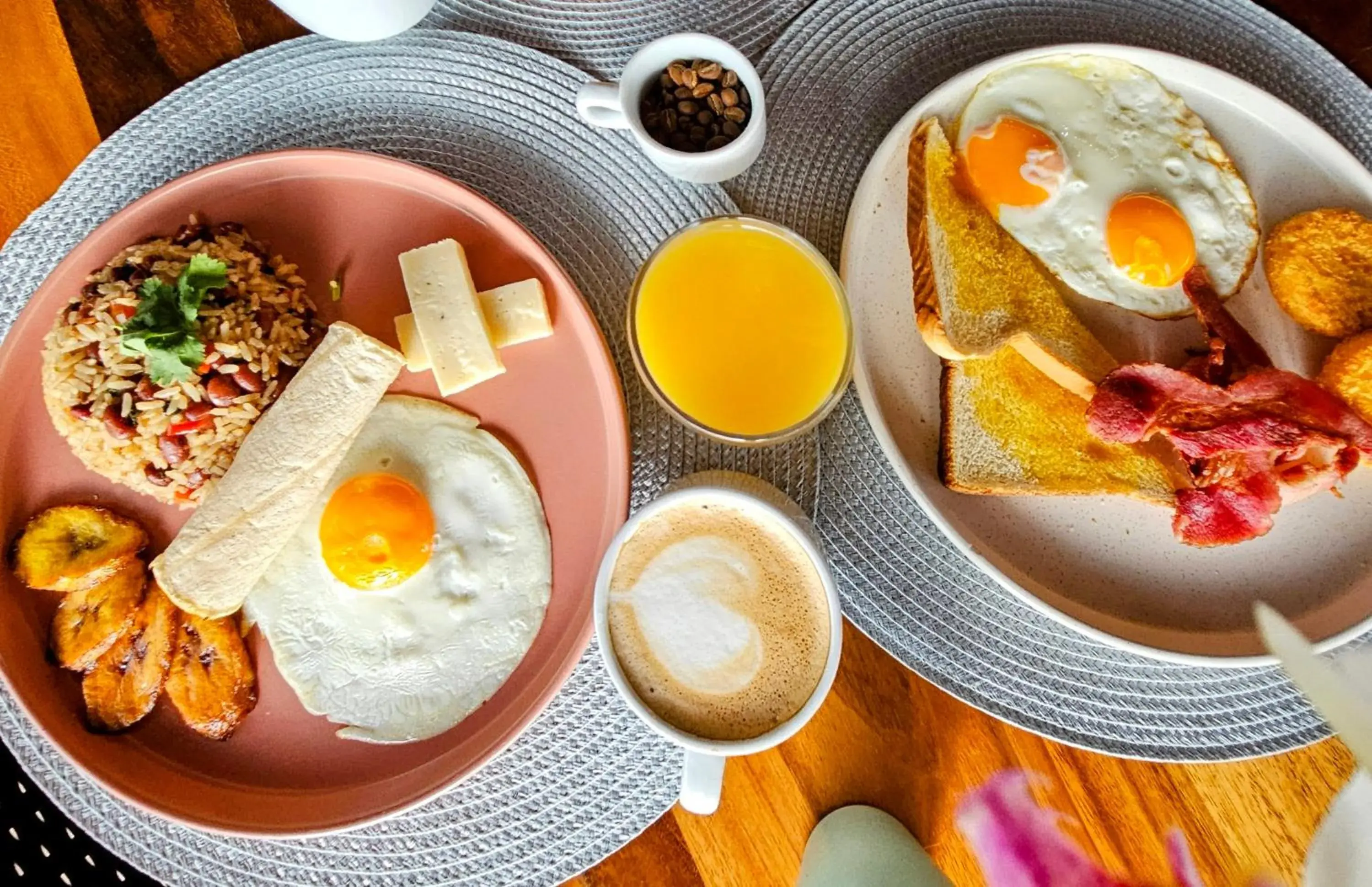 Restaurant/places to eat in Vista Ballena Restaurant/places to eat in Vista Ballena