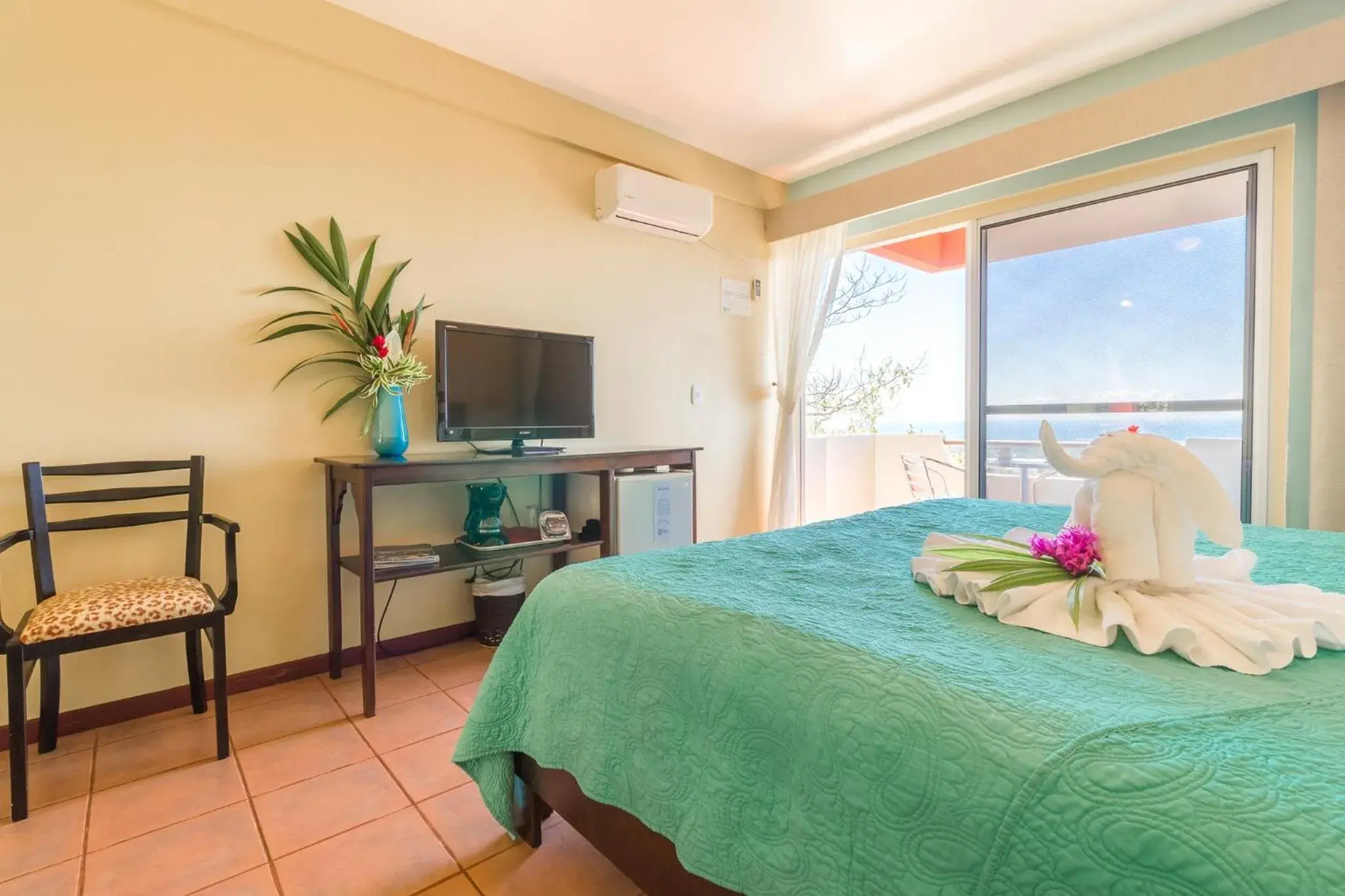 Photo of the whole room, Bed in Vista Ballena Photo of the whole room, Bed in Vista Ballena