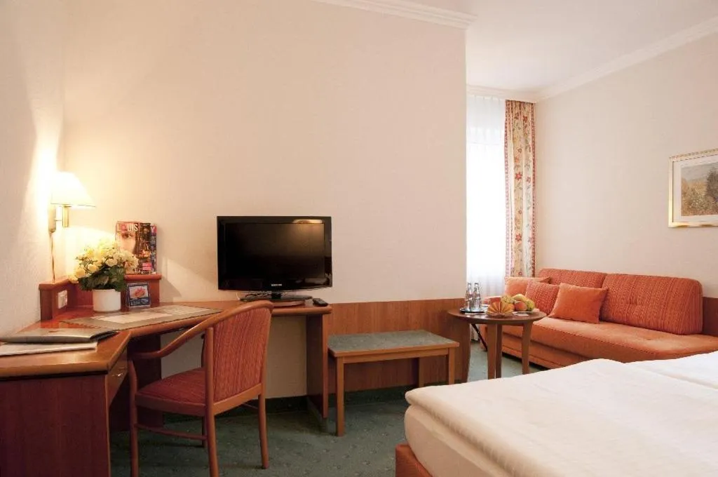 Bedroom, Bed in Hotel Haus am Park