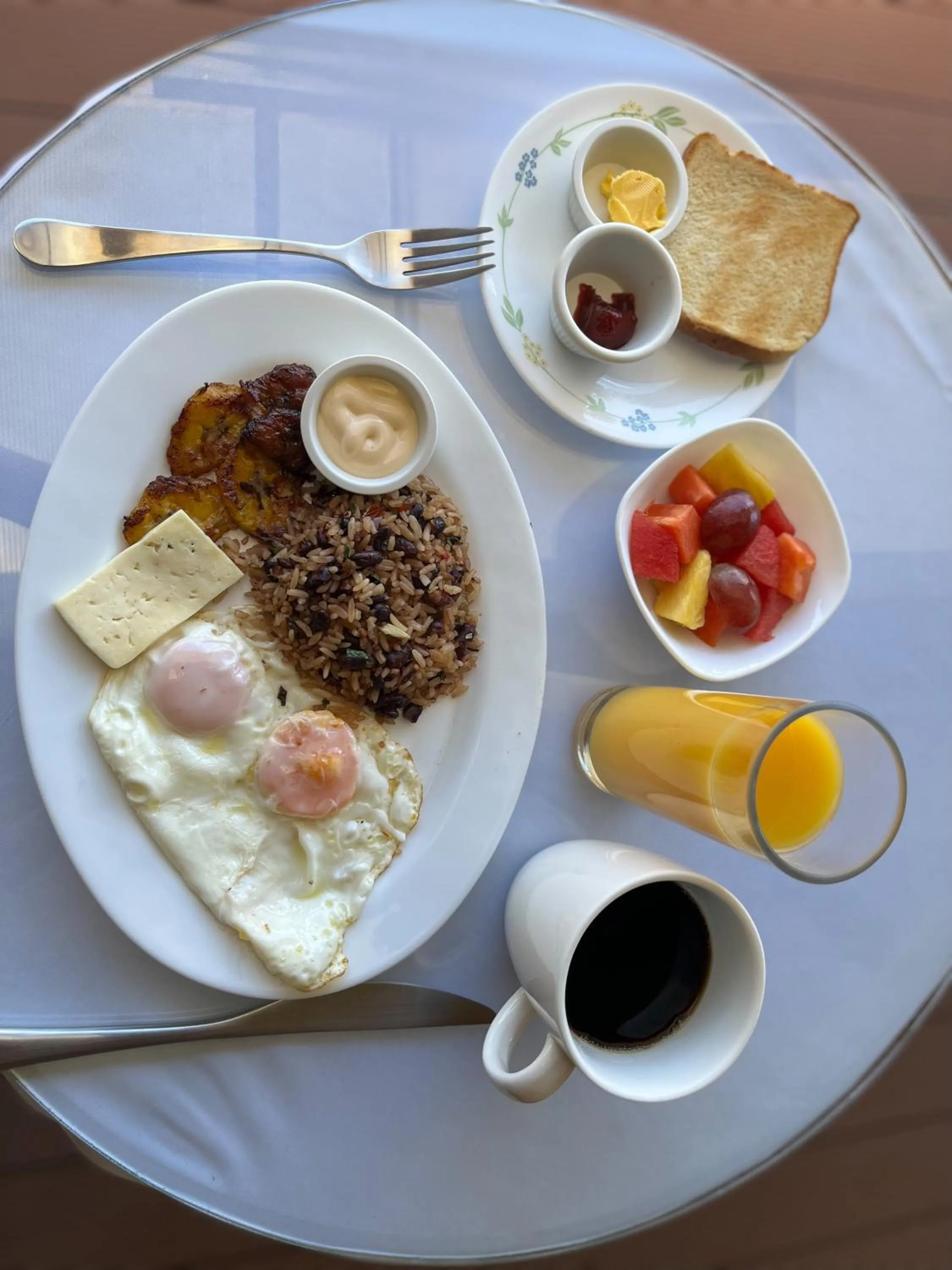 Breakfast in Legacy Boutique Hotel