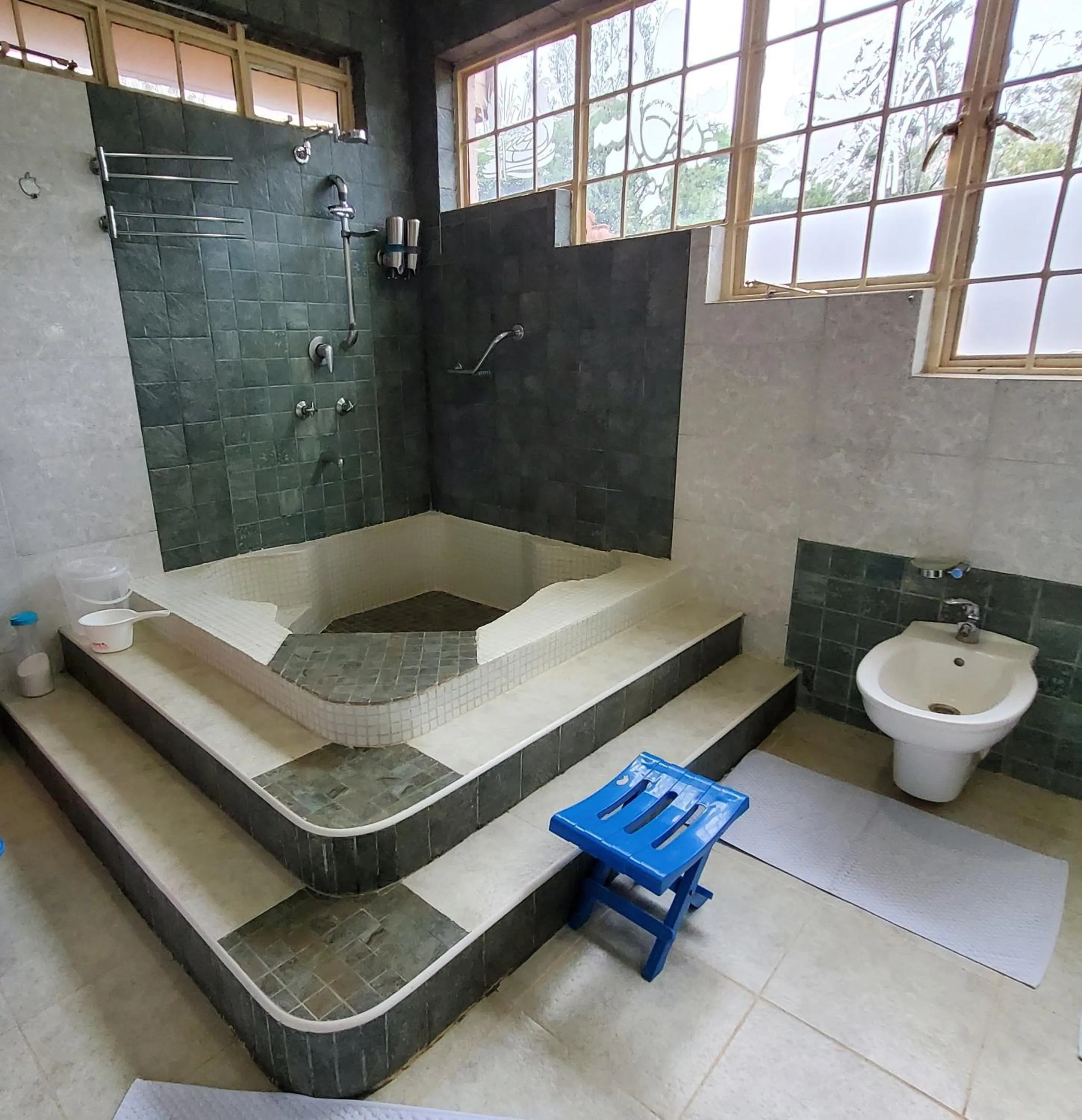 Shower in Edaala Comfort - B&B